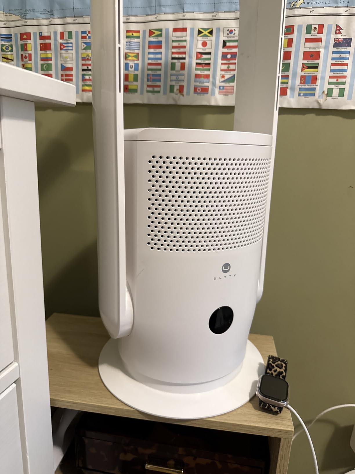 DREO Bladeless Fan with Air Purifier, Quiet Tower Fan with Remote, Touch, 9 Speeds, 8H Timer, HEPA Filter 99.97%, 90° Oscillation Fans, Floor Fans Powerful for Home Office Room, CR022D White customer photo 1