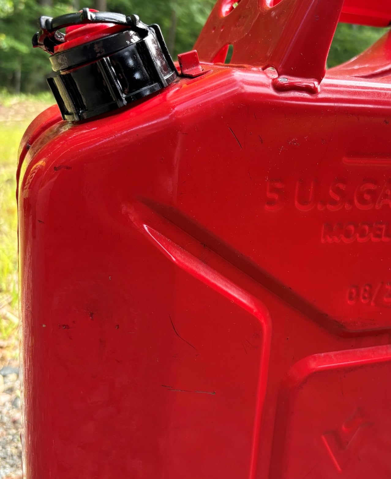 VEVOR Metal Fuel Container, 5.3 Gallon, Fuel Jerry Can with Spout and Comfort Handle, Leakproof & Corrosion-resistant Metal Gas Tank customer photo 1