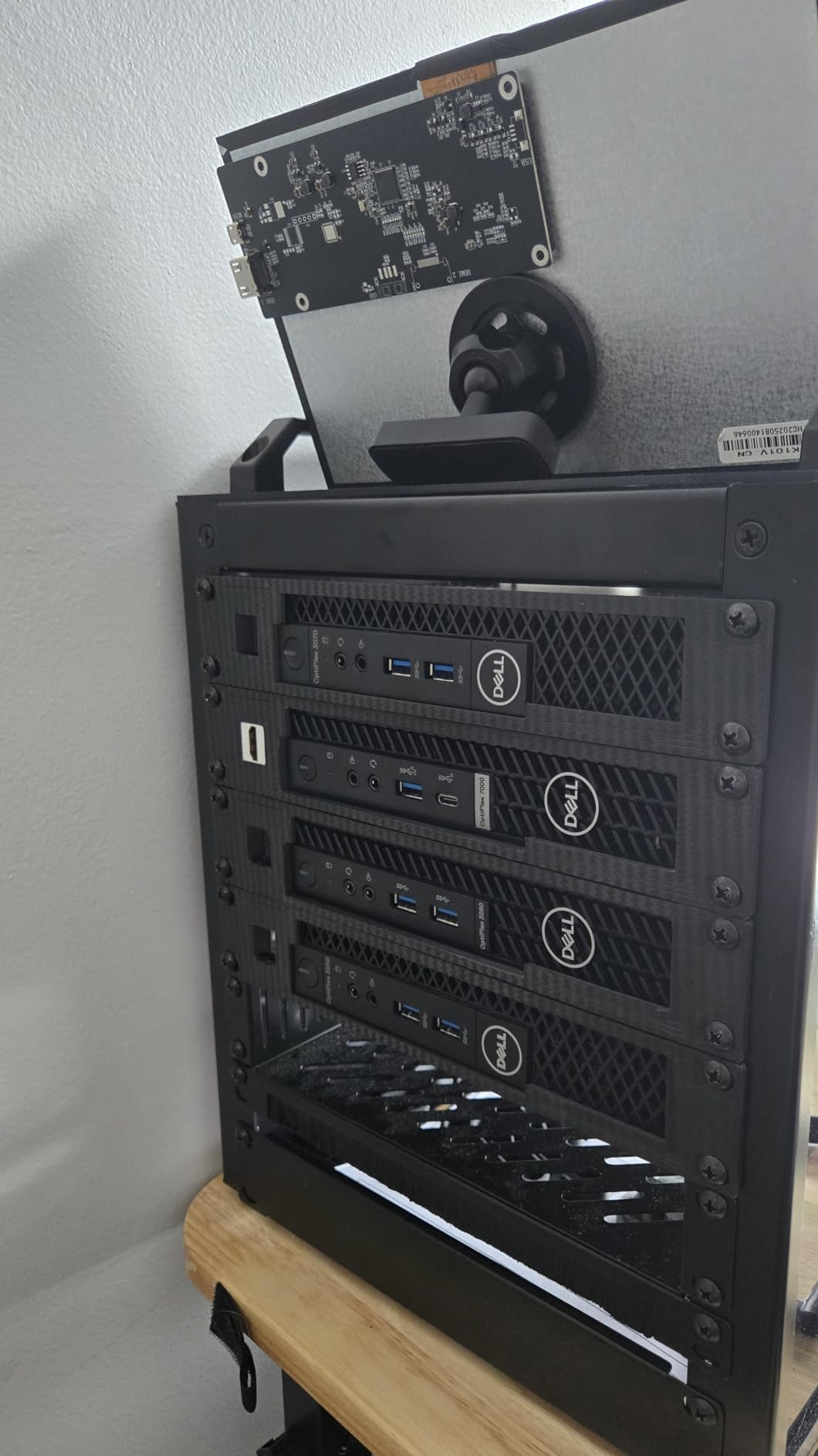 6U Network Rack, 10-inch Mini Server Rack, 7.87 inches Deep. Suitable for IT Equipment, Networking, Servers, Audio and Video Equipment-Black customer photo 2