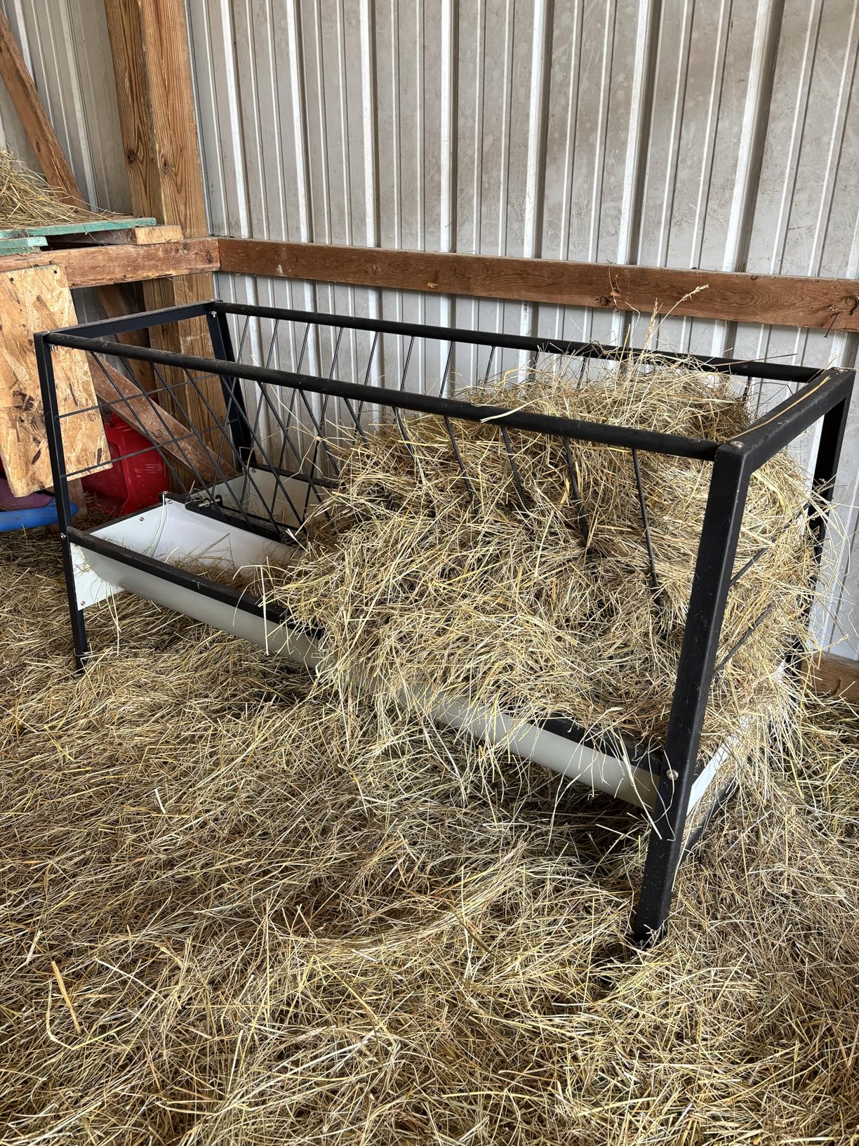 4 Ft Pasture Hay Feeder Black, Livestock Hay Feeder, Outdoor Hay Feeder for Sheep, Goats, Pony and Miniature Horses customer photo 1