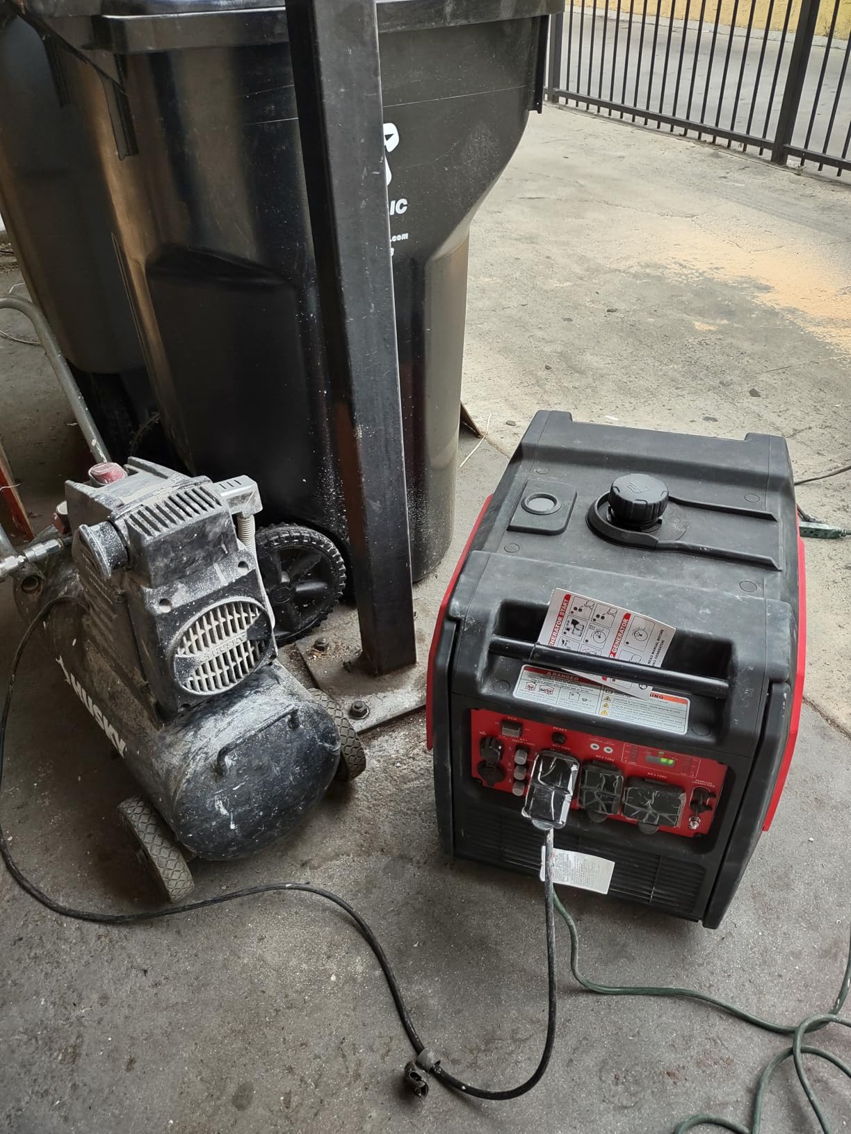 PowerSmart 3800W Portable Inverter Generator, 59 dBA Super Quiet Gas Powered, 143cc 4-Stroke OHV, Parallel Ready, EPA Compliant for RV Camping, Tailgating and Home Emergency Backup customer photo 2