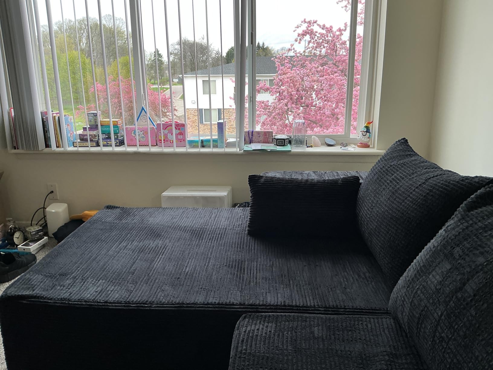 GRUSIGN Cloud Sectional Boneless Couches for Living Room, Modular L Shaped Couch with Deep Seat Oversized Right Facing Chaise, Memory Foam Compressed Spineless 3 Seater Sofa for Apartment, Black customer photo 2