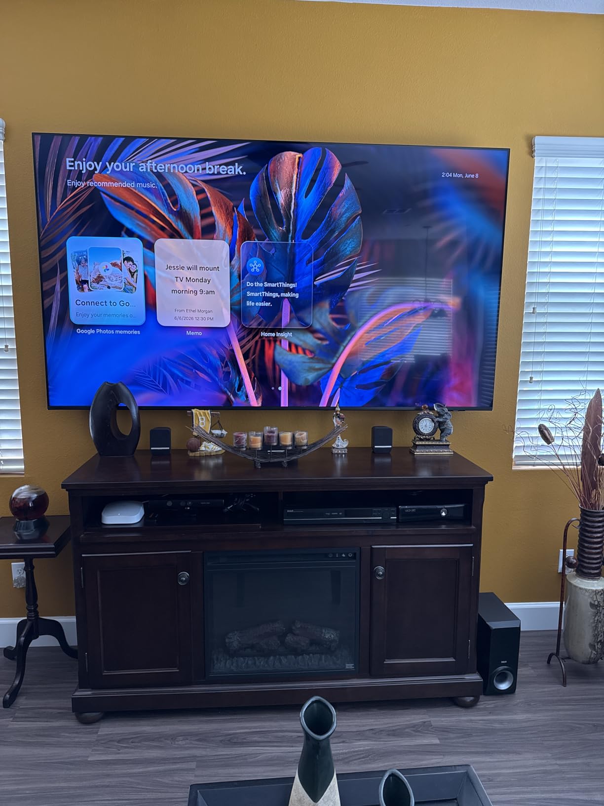 65-Inch Class Mini LED M80H Series Samsung Vision AI Smart TV (2026 Model) with AI Mode, Motion Xcelerator 144Hz, Pure Spectrum Color, Auto HDR Remastering, Alexa Built-in, 4K customer photo 1