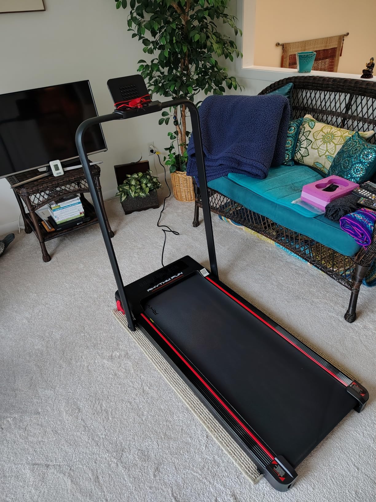 RHYTHM FUN Treadmill with Incline, Walking Pad with Handle Bar,300lbs Walking Pad with APP, Portable Folding Walking Treadmills for Home/Office with Low Noise customer photo 2