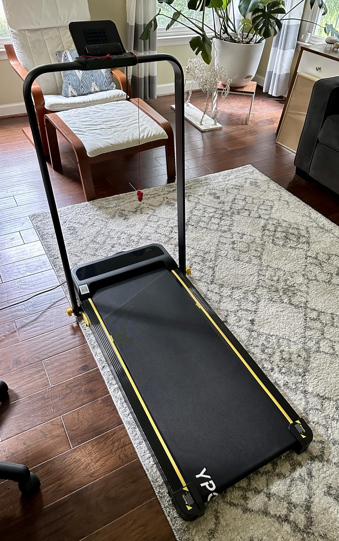 YPOO 16% Walking Pad Incline, Treadmills for Home, Handle Bar, Foldable customer photo 2