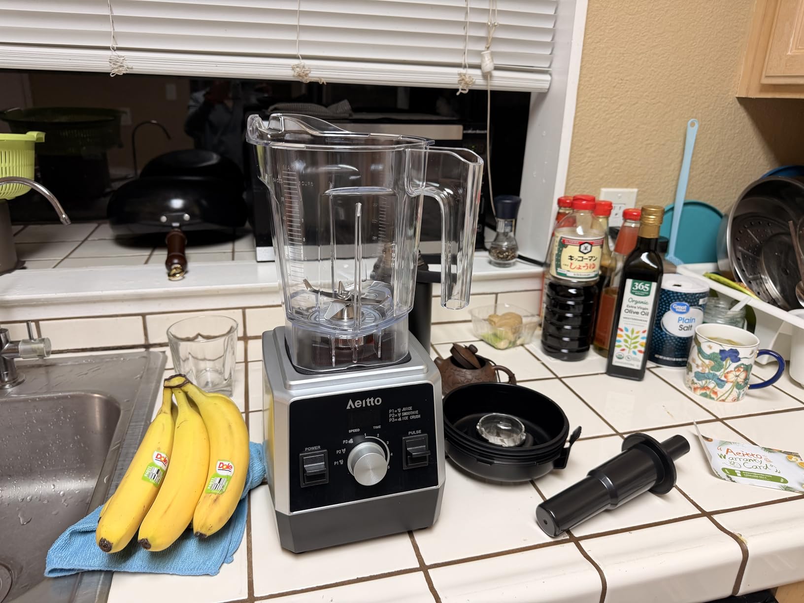 Aeitto Blenders for Kitchen 1800W Professional Countertop Blender, 68Oz Large Capacity Smoothie Blender with 3 Programs & 7 Speeds for Smoothies, Ice Crush, Frozen Drinks, Black customer photo 2