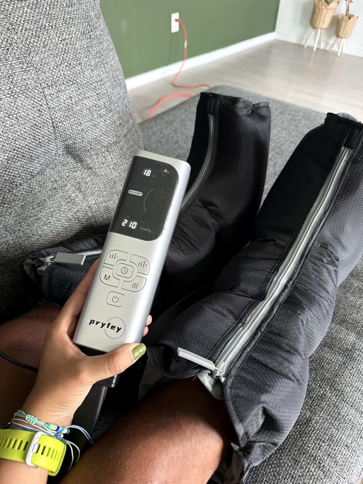 Leg Compression Massager for Circulation, Calf and Foot Massager with Heat, Compression Boots for Sore Muscle Relaxation, 6 Modes 12 Intensities 3 Timers, Gifts for Fathers Men and Women customer photo 1