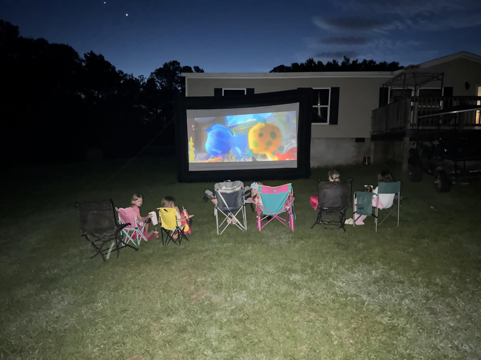 Smart 4K Projector [Bundled with Google TV Stick] with WiFi and Bluetooth, 2500ANSI, Auto Lens Cap, Portable Outdoor Movie Projector with Built-in Apps Auto Focus for Ceiling/Home Theater/Bedroom customer photo 2