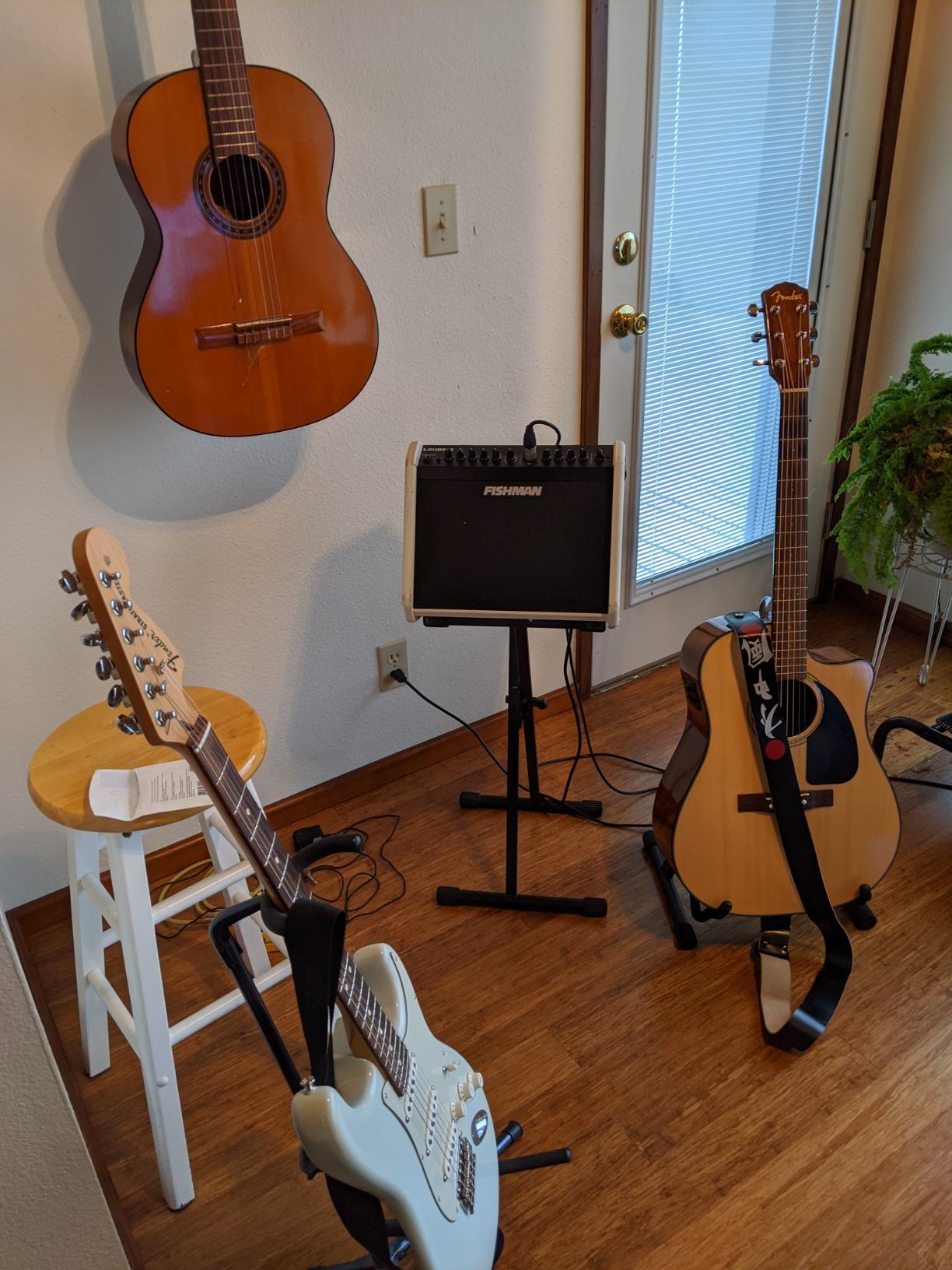 Ultimate Support JS-AS100 JamStands Adjustable Amp Stand w/Tilted Design customer photo 2