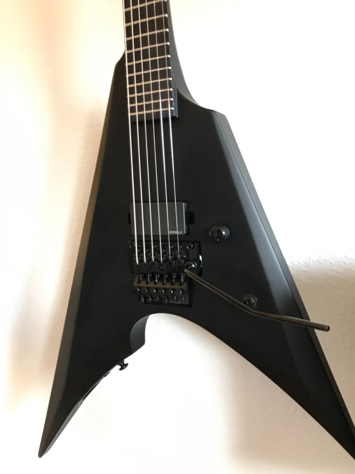 EMG 81-X Active Guitar Humbucker Pickup, Black customer photo 1