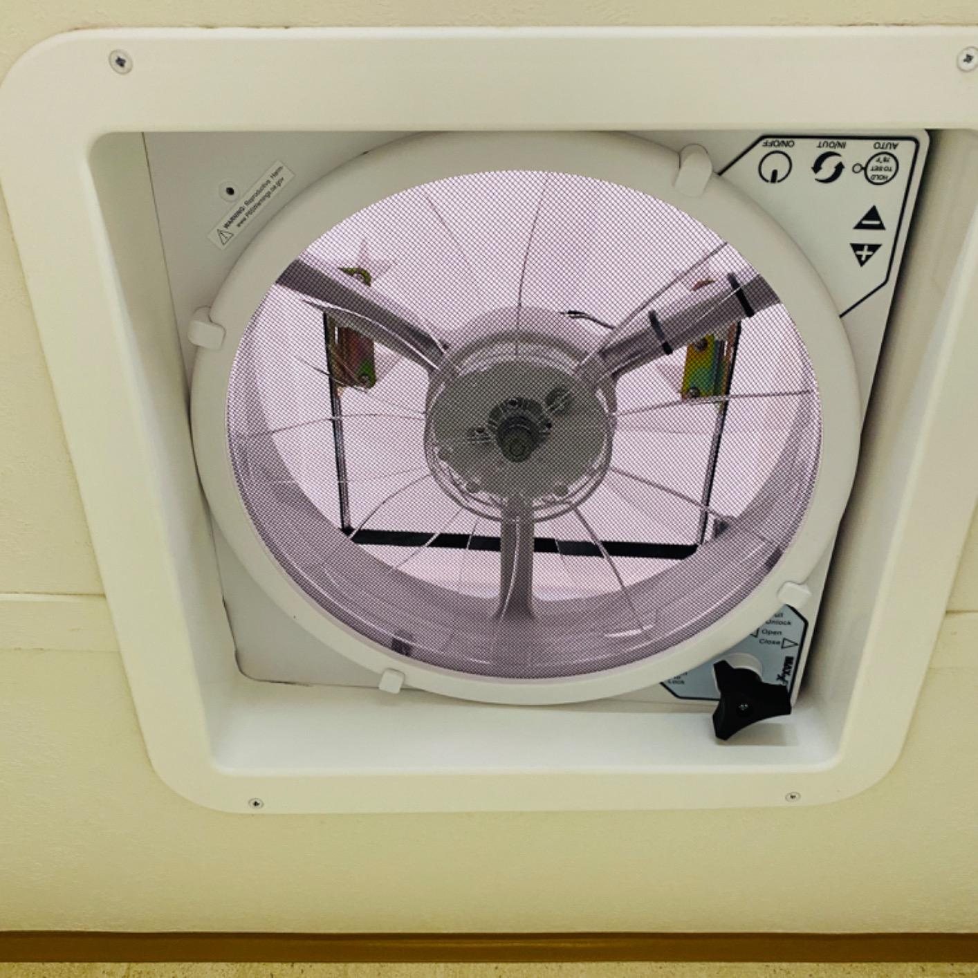 MAXXAIR Maxxfan Plus High Powered 10-Speed RV Intake and Exhaust Fan - Manual Control Electric Opening, Easy Ceiling Controls, Rain Sensor with Automatic Lid Closure, White (00-04000K) customer photo 1
