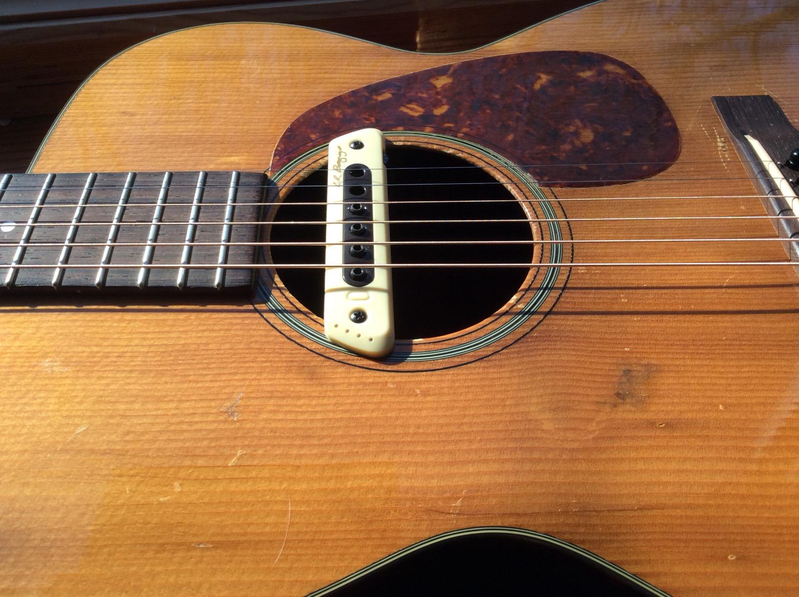 L.R. Baggs M80 Acoustic Guitar Magnetic Soundhole Pickup customer photo 2