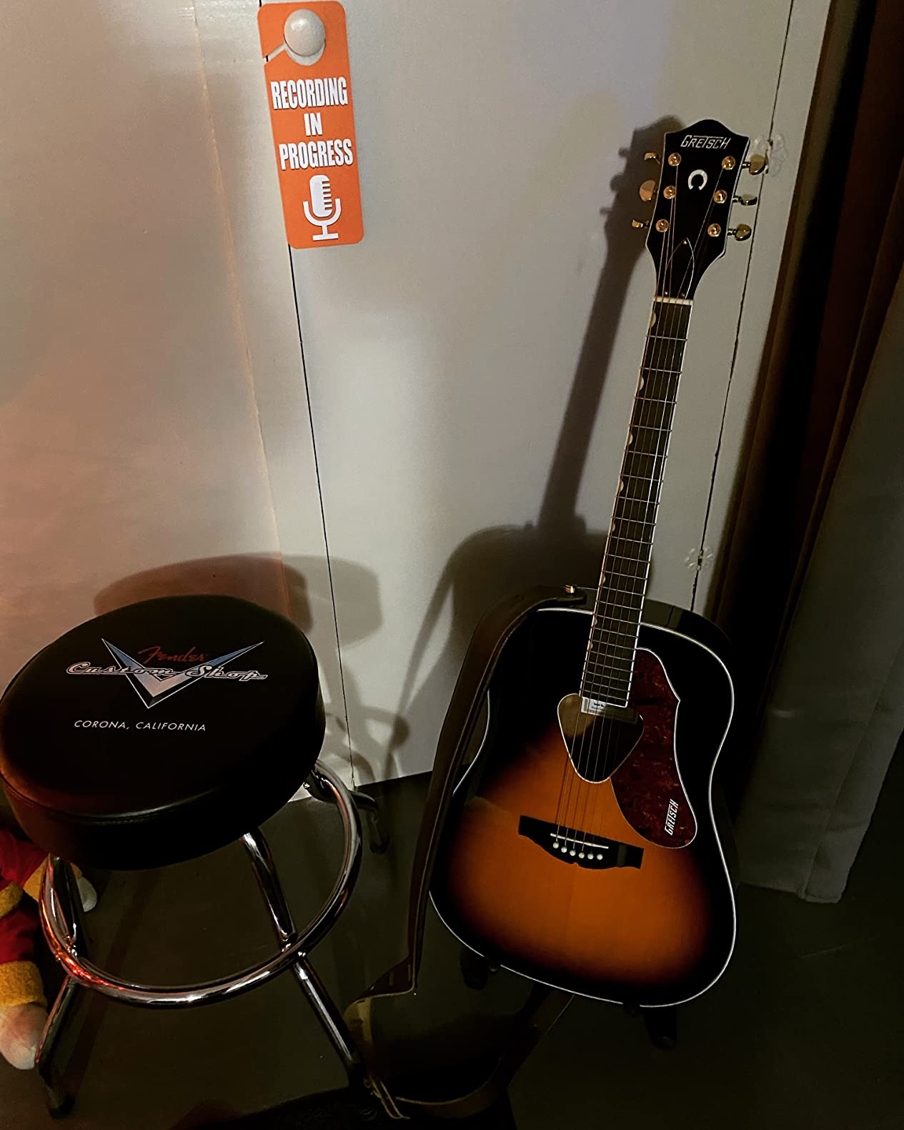 Gretsch G5024E Rancher Dreadnought Acoustic Electric Guitar, Rosewood Fretboard, Sunburst customer photo 1