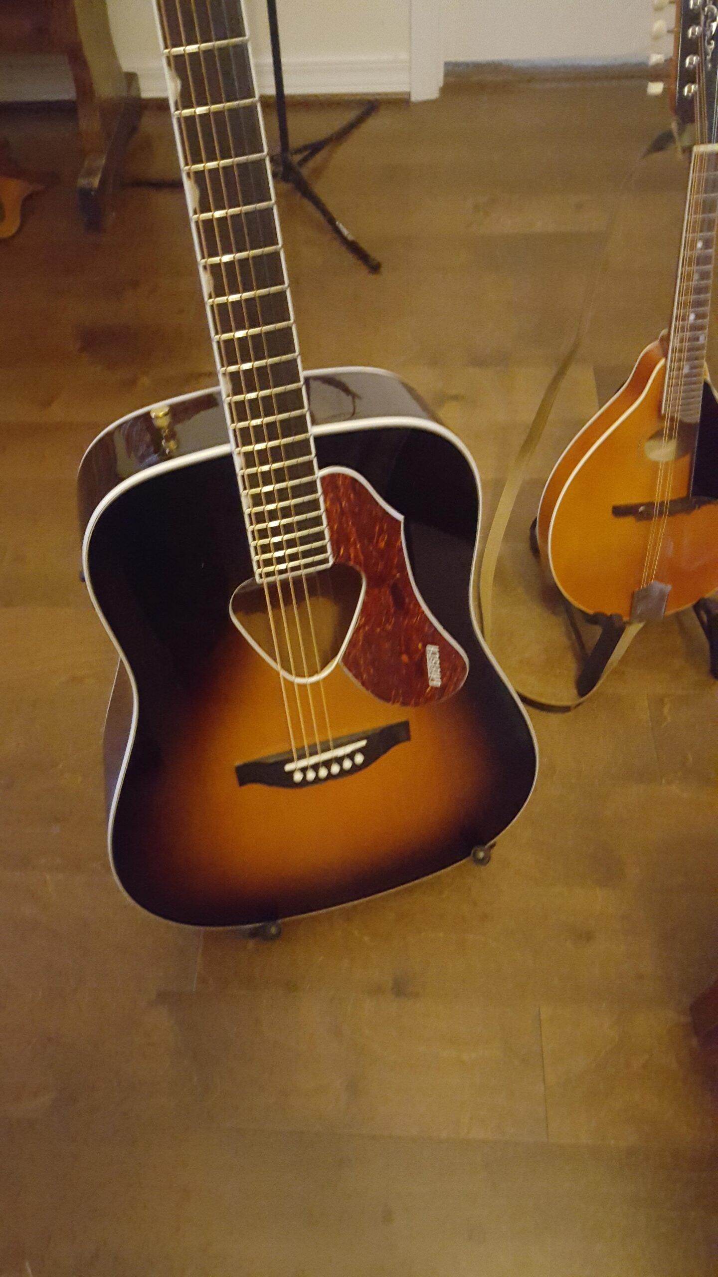 Gretsch G5024E Rancher Dreadnought Acoustic Electric Guitar, Rosewood Fretboard, Sunburst customer photo 2