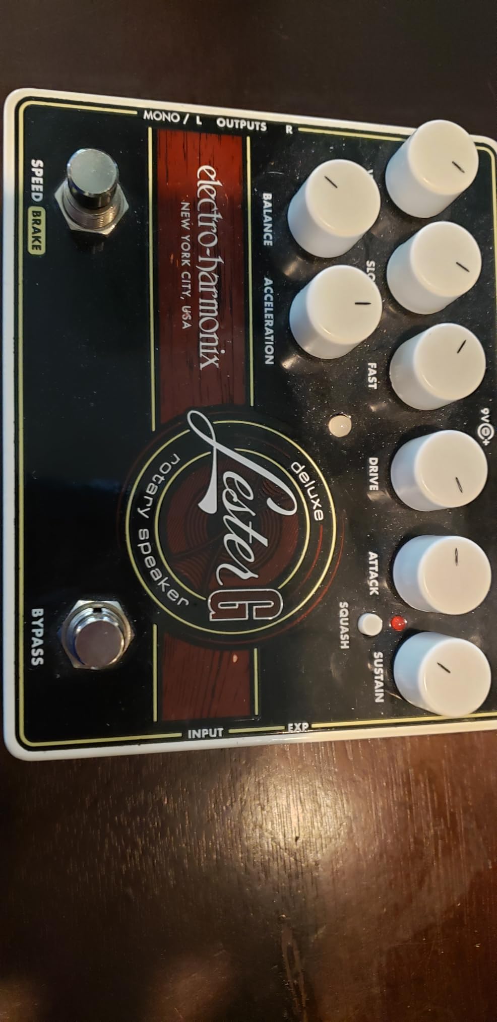 Electro-Harmonix Lester-G Deluxe Rotary Speaker Emulator Guitar Effects Pedal with Stereo Outputs, Black customer photo 1