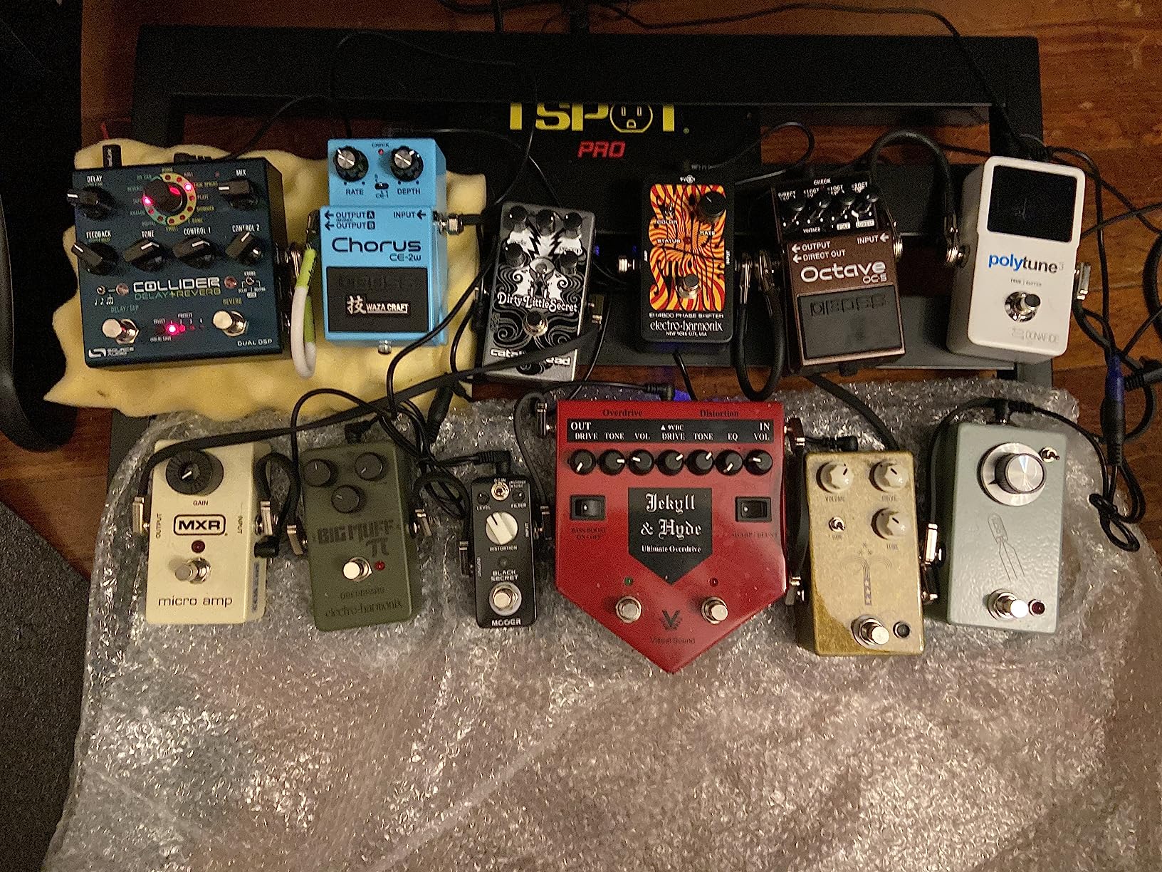 BOSS CE-2W Waza Craft Chorus Pedal, Premium Analog Circuitry, Made in Japan customer photo 1