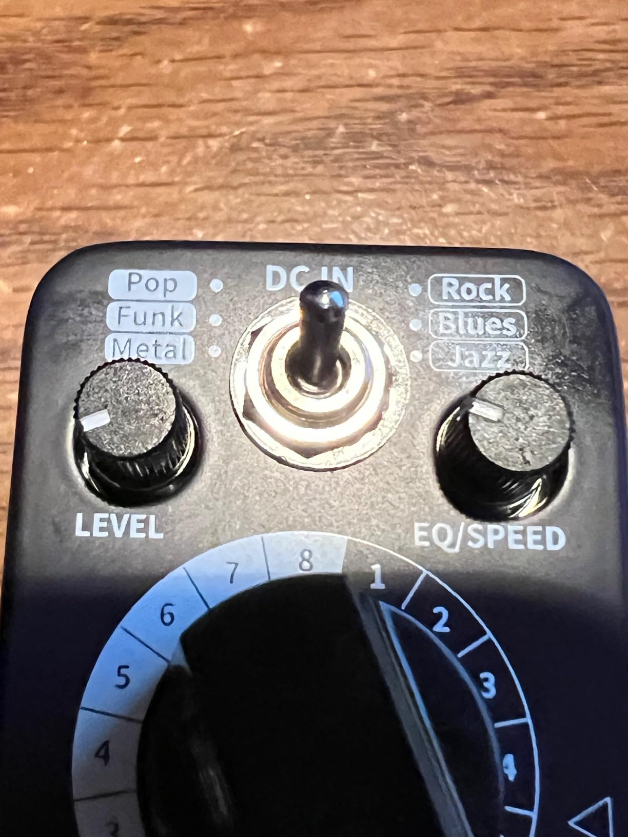 MOOER Analog Envelope Filter, Dynamic Automatic Wah Pedal for Guitar and Bass customer photo 1