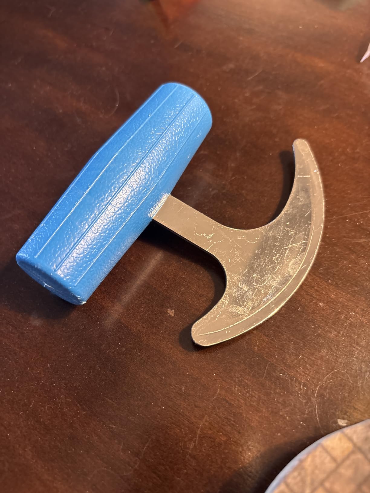 Rehabilitation Advantage, TGrip with Plastic Blue Handle, Rocker Knife customer photo 1