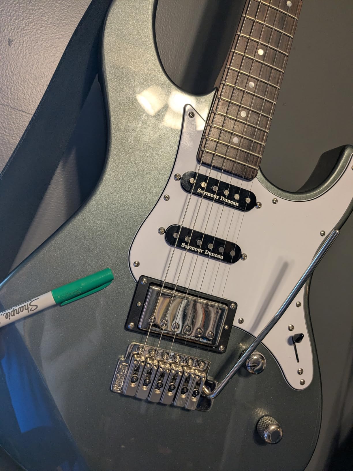 Yamaha 6 String Solid-Body Electric Guitar, Right, Translucent Black (PAC612VIIFM TBL) customer photo 1