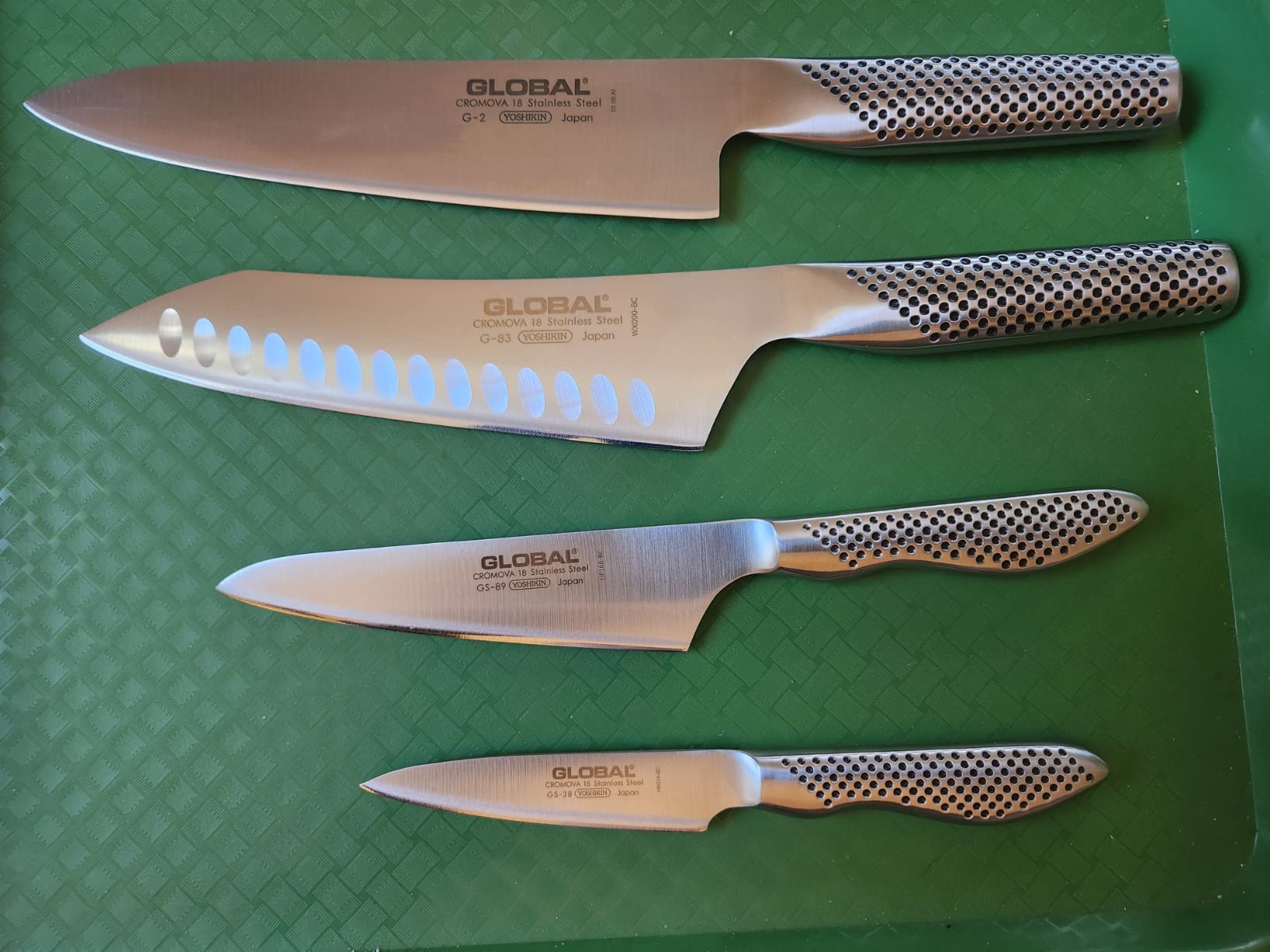 Global Knife Set with Asian Chef's, Prep and Paring Knives - Stainless Steel, 3 Piece customer photo 1