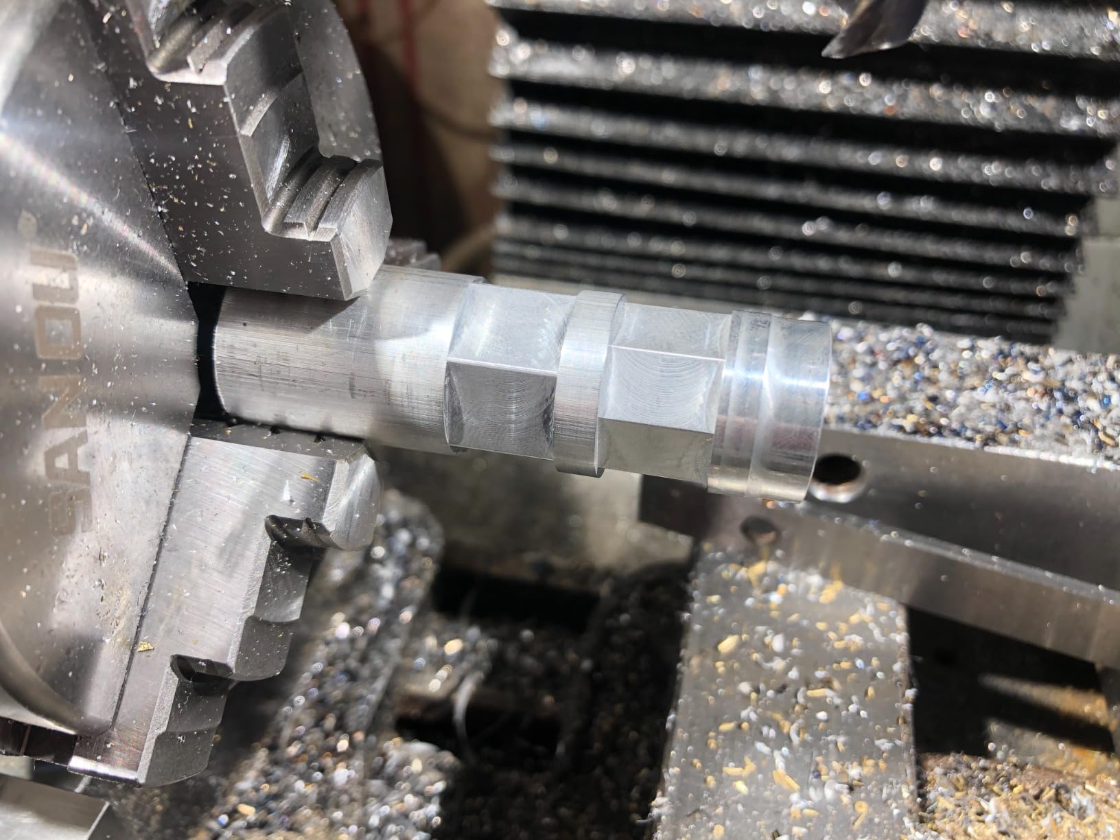 CNC Milling Machine Rotational Axis CNC Router Rotary Table Rotary A Axis 4th Axis 65mm 3 Jaw Chuck Dividing Head w/ Nema17 Stepper Motor w/ 54mm Tailstock Reducing Ratio 4:1 for CNC Engraving Machine customer photo 1