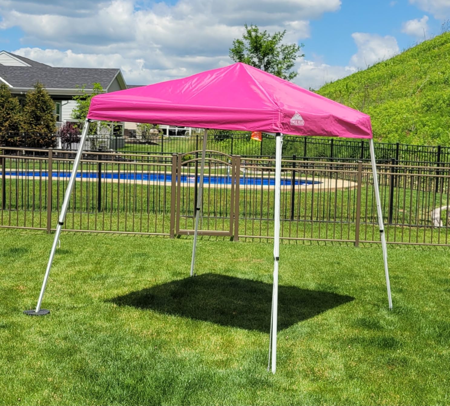 EAGLE PEAK 10x10 Slant Leg Pop-up Canopy Tent Easy One Person Setup Instant Outdoor Beach Canopy Folding Portable Sports Shelter 10x10 Base 8x8 Top (White) customer photo 1