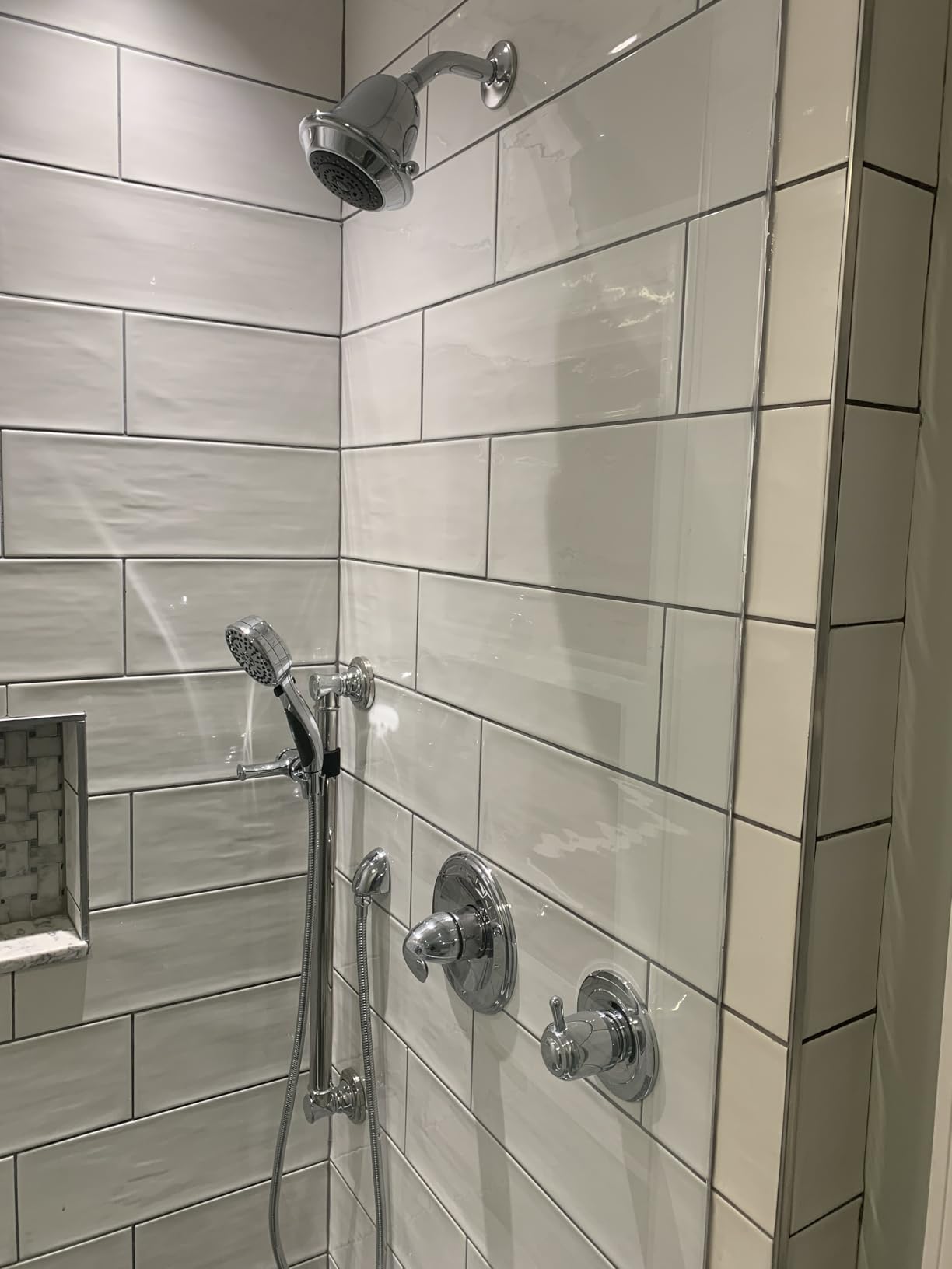 Delta Faucet Slide Bar Hand Held Shower with Hose, Chrome Handheld Shower Head, Slide Bar Hand Shower, Detachable Shower Head, Chrome 51361 customer photo 1