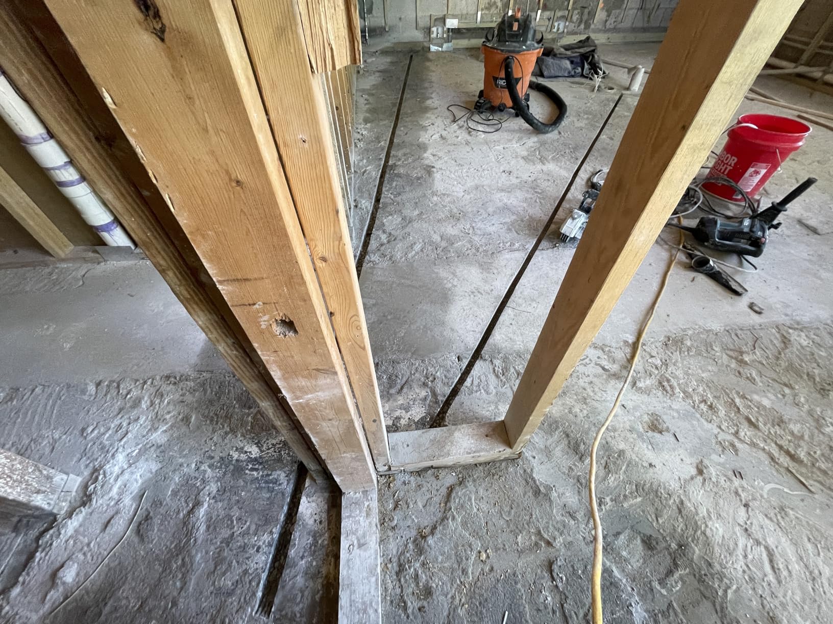 XtremepowerUS Wall Chaser Cutting Machine Wall Concrete Grooving Cutting w/Water Line Dust Port Infrared Sighting customer photo 1