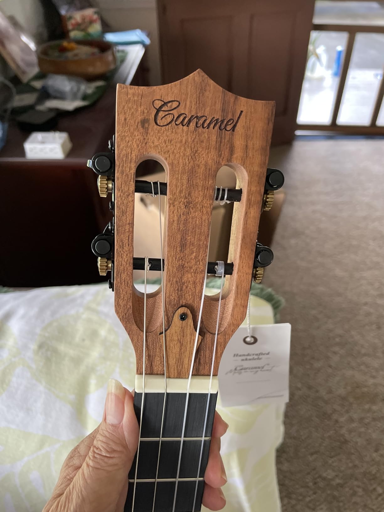 Caramel CB207 Acacia Baritone Acoustic Electric Ukulele with Truss Rod with Additional Strings, Padded Gig Bag, Strap and EQ cable customer photo 1