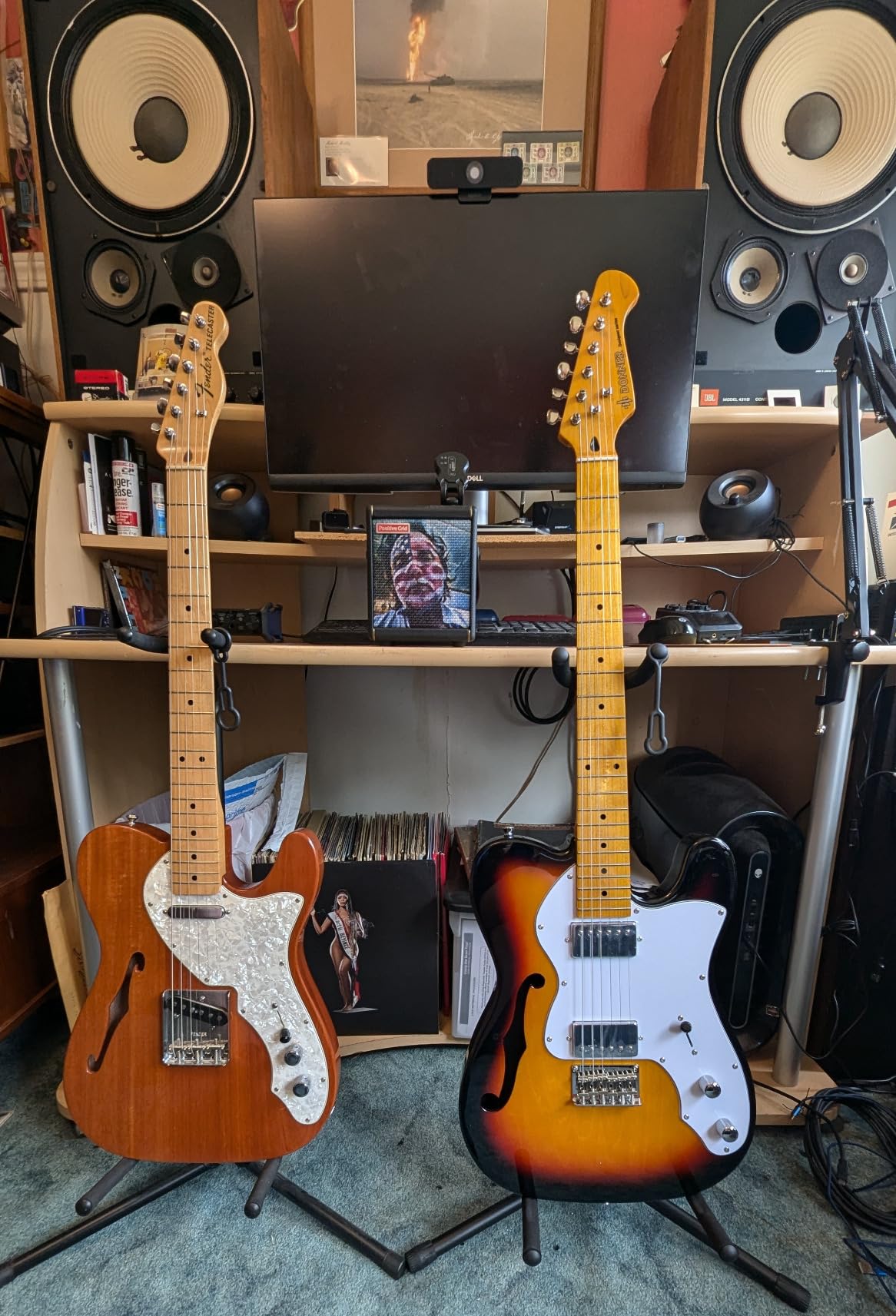 Donner 39 Inch Jazz Electric Guitar TL Thinline F Hole Beginner Full Size Hollow Guitar with H-H Pickups, Bag, Strap, Cable, Sunburst (DJC-1000S) customer photo 4