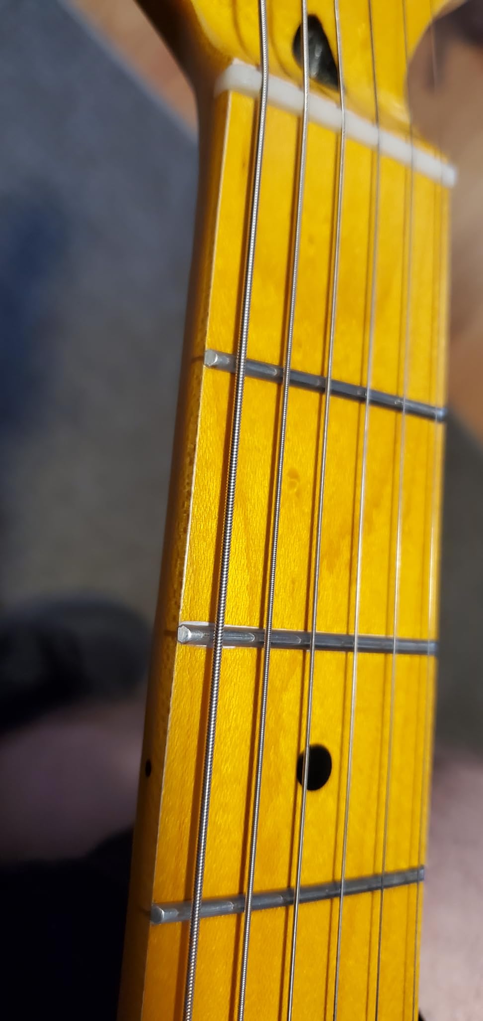 Donner 39 Inch Jazz Electric Guitar TL Thinline F Hole Beginner Full Size Hollow Guitar with H-H Pickups, Bag, Strap, Cable, Sunburst (DJC-1000S) customer photo 5