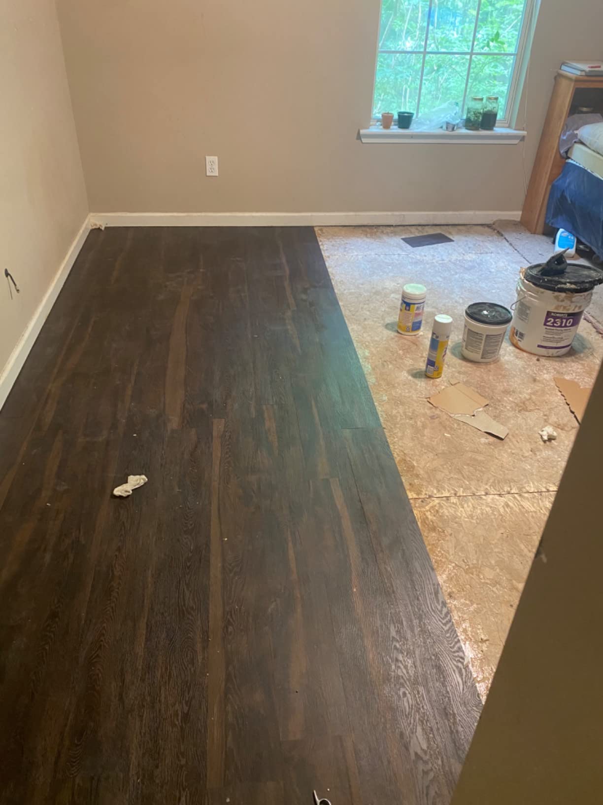 MSI Hampstead 6 in. x 48 in. Glue Down Luxury Vinyl Plank Flooring - Boardwalk Gray, 2MM Thick, 12MIL Wear Layer, 36 Sq. Ft. customer photo 2