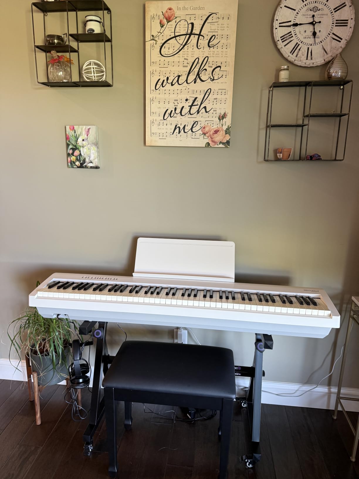 Roland FP-60X Pro Performance 88-Note Digital Piano | Built-In Powerful Amplifier & Custom Stereo Speakers | Onboard Sound Customization | Curated Tones & FX | Bluetooth & MIDI Connectivity | Black customer photo 1