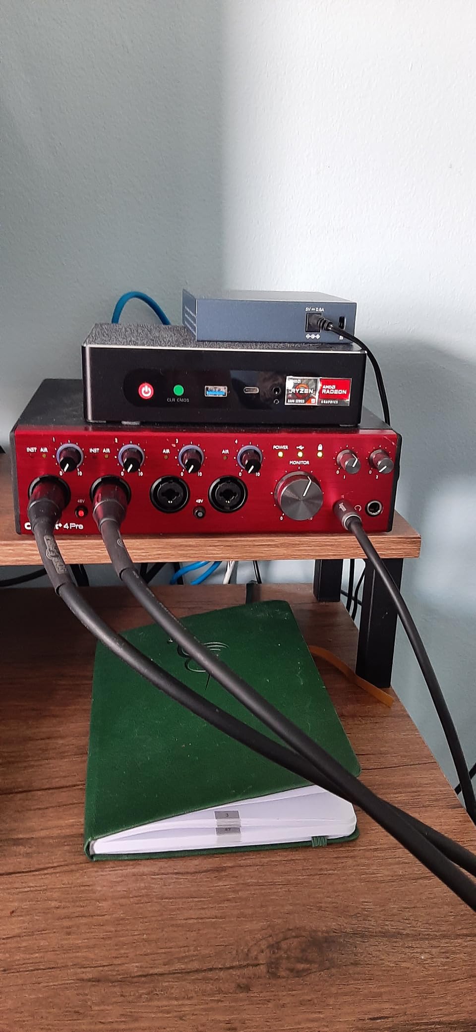 Clarett+ 8Pre Studio-Grade 18-in/20-out Audio Interface for Established Producers - Eight High-Performance, Low-Noise, Low-Distortion Mic Preamps Capture Audio with Precise Clarity customer photo 1