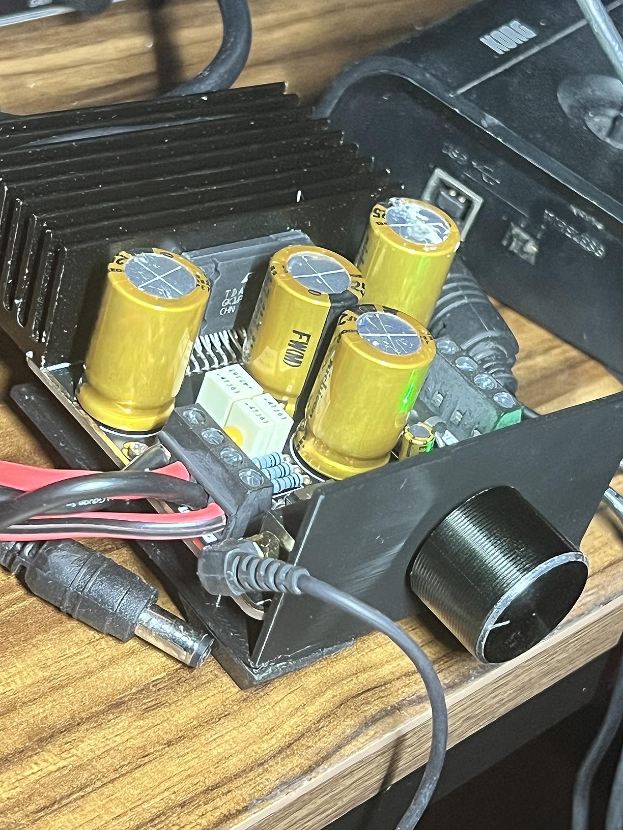 DROK Class AB Amplifier, 2.1 Channel 80W+80W Stereo and 120W Pure Bass 9-18V 4 Ohm Audio Amplifier Board customer photo 2