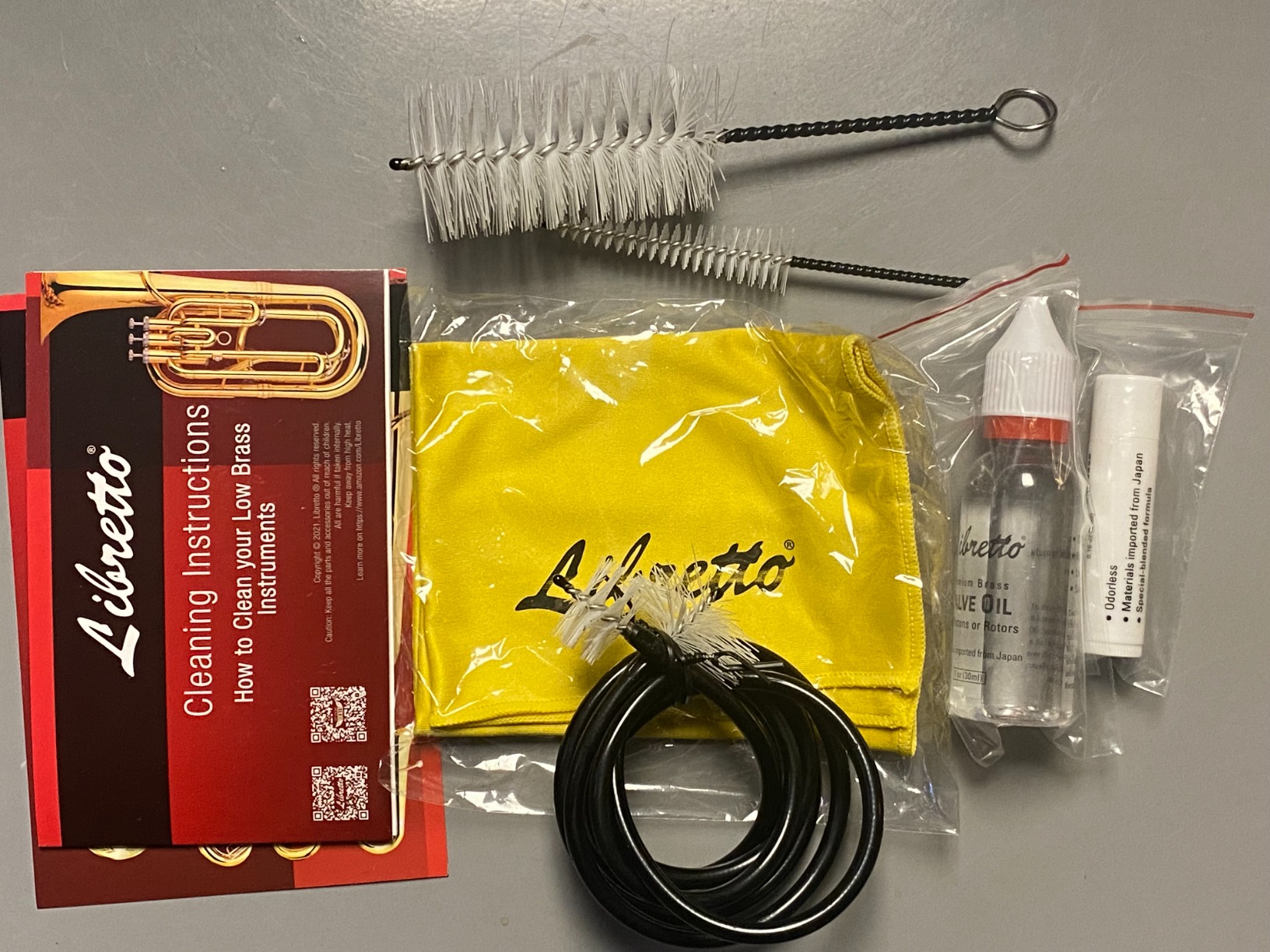 Libretto Low Brass ALL-INCLUSIVE Cleaning Kit with Instructions: Valve Oil + Slide Grease + Cleaning Cloth + Mouthpiece/Valve/Bore Brushes. A Great Gift for Tuba, Euphonium, Baritone, Sousaphone &More customer photo 2