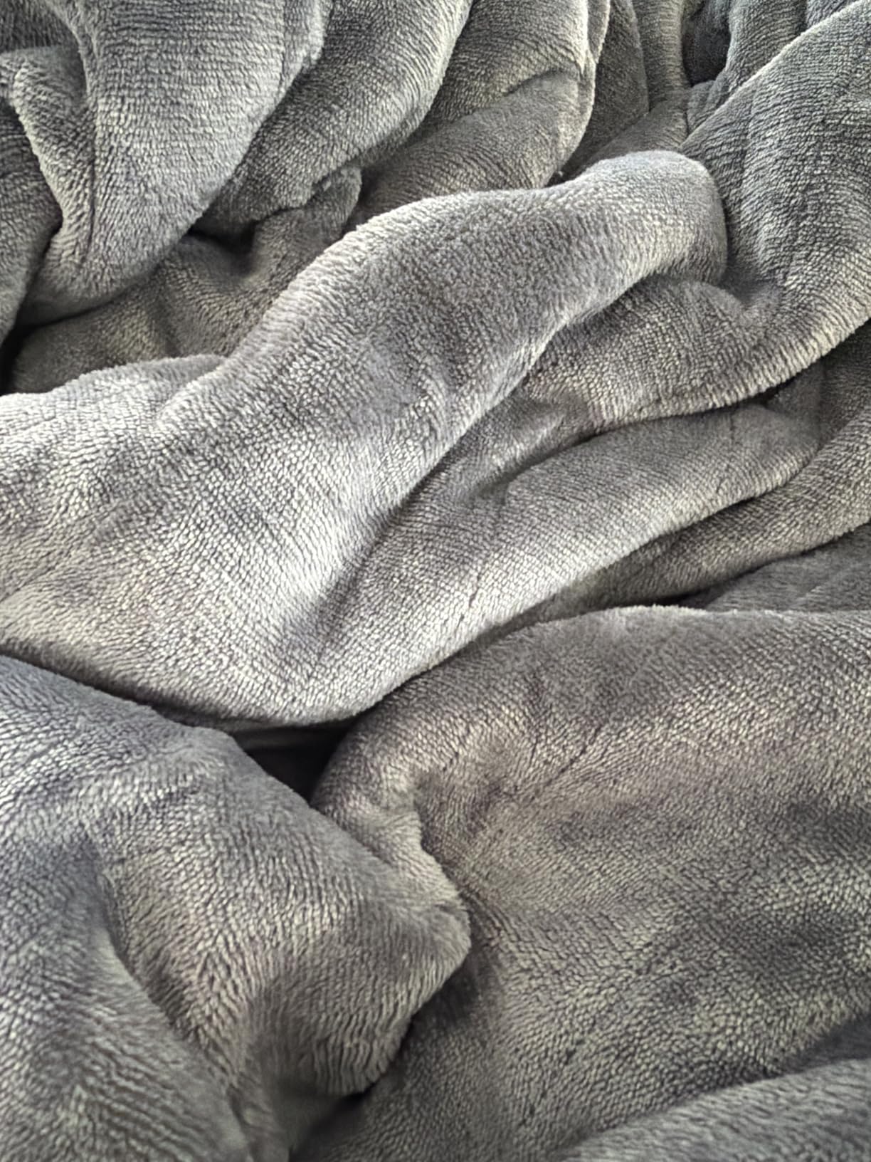 EHEYCIGA Heated Blanket Electric Throw - Heating Blanket with 9 Heating Levels & 10 Hours Auto Off, Soft Cozy Sherpa Washable Throw with Fast Heating, 50 x 60 Inches customer photo 1