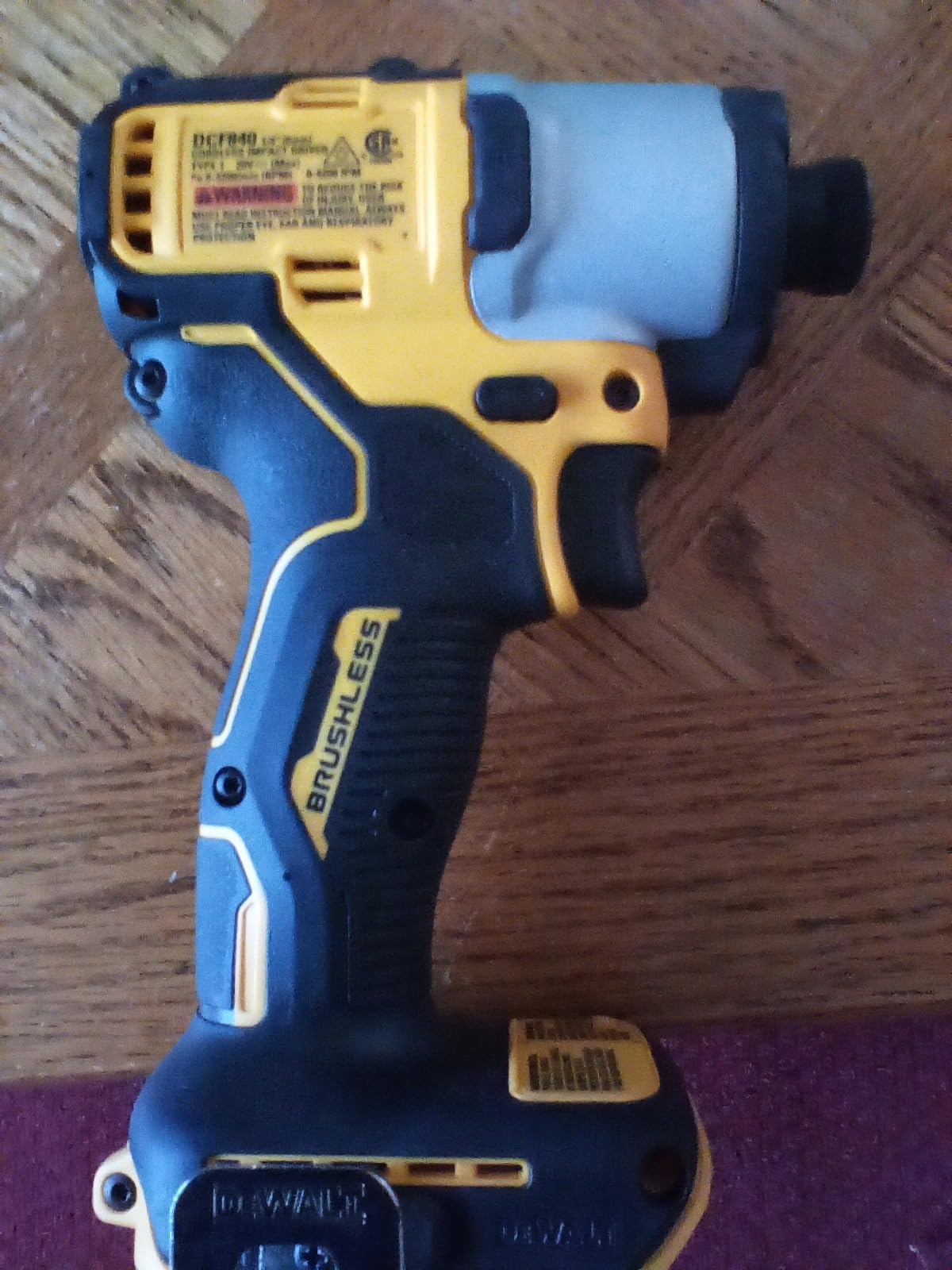 DEWALT 20V MAX 1/4 in. Brushless Cordless Impact Driver (Tool Only) (DCF840B) customer photo 2