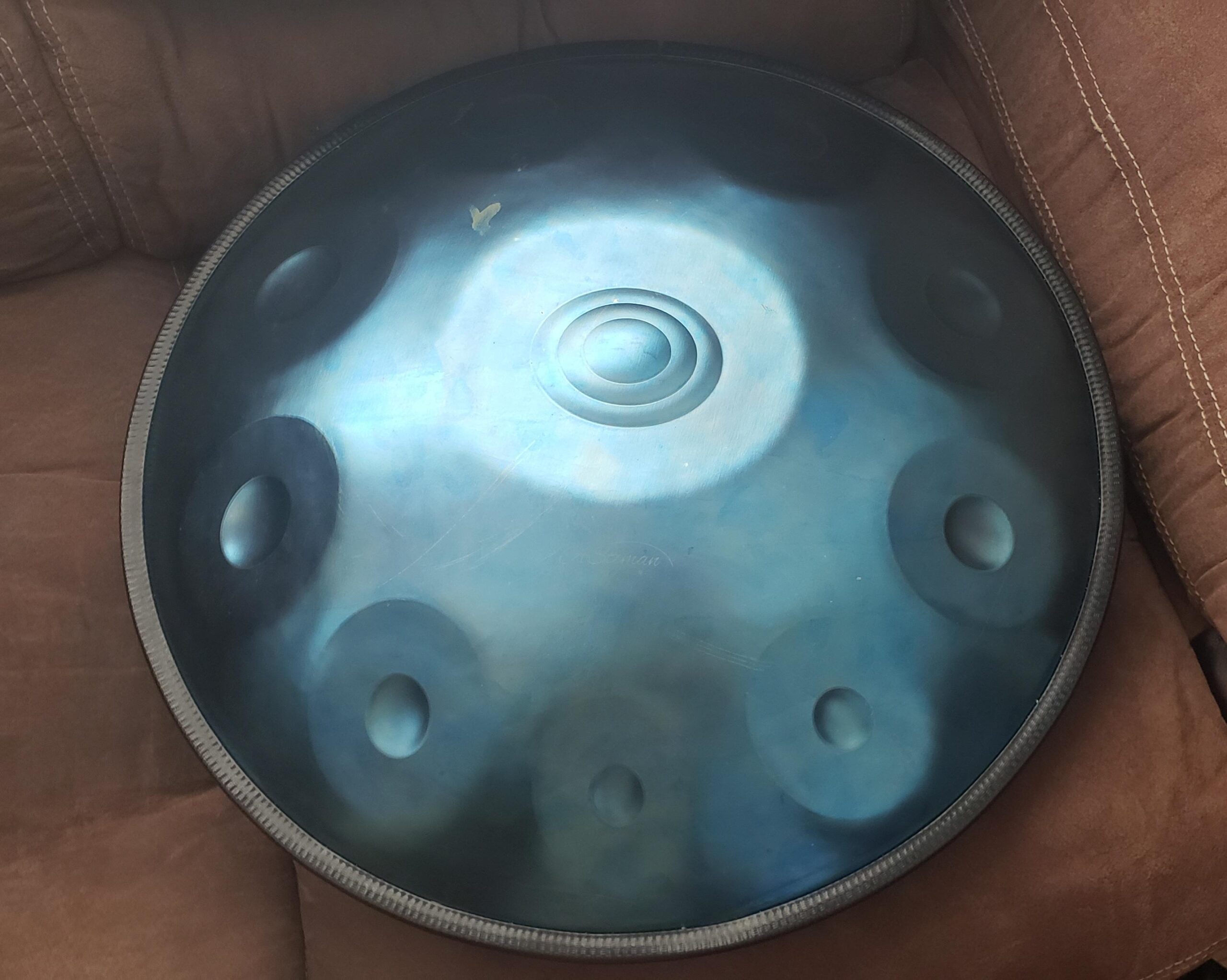 AS TEMAN HANDPAN, Handpan drum instrument in D Minor 10 Notes 440Hz 22 inches Steel Hand Drum with Soft Hand Pan Bag, 2 handpan mallet, Handpan Stand, dust-free cloth customer photo 1
