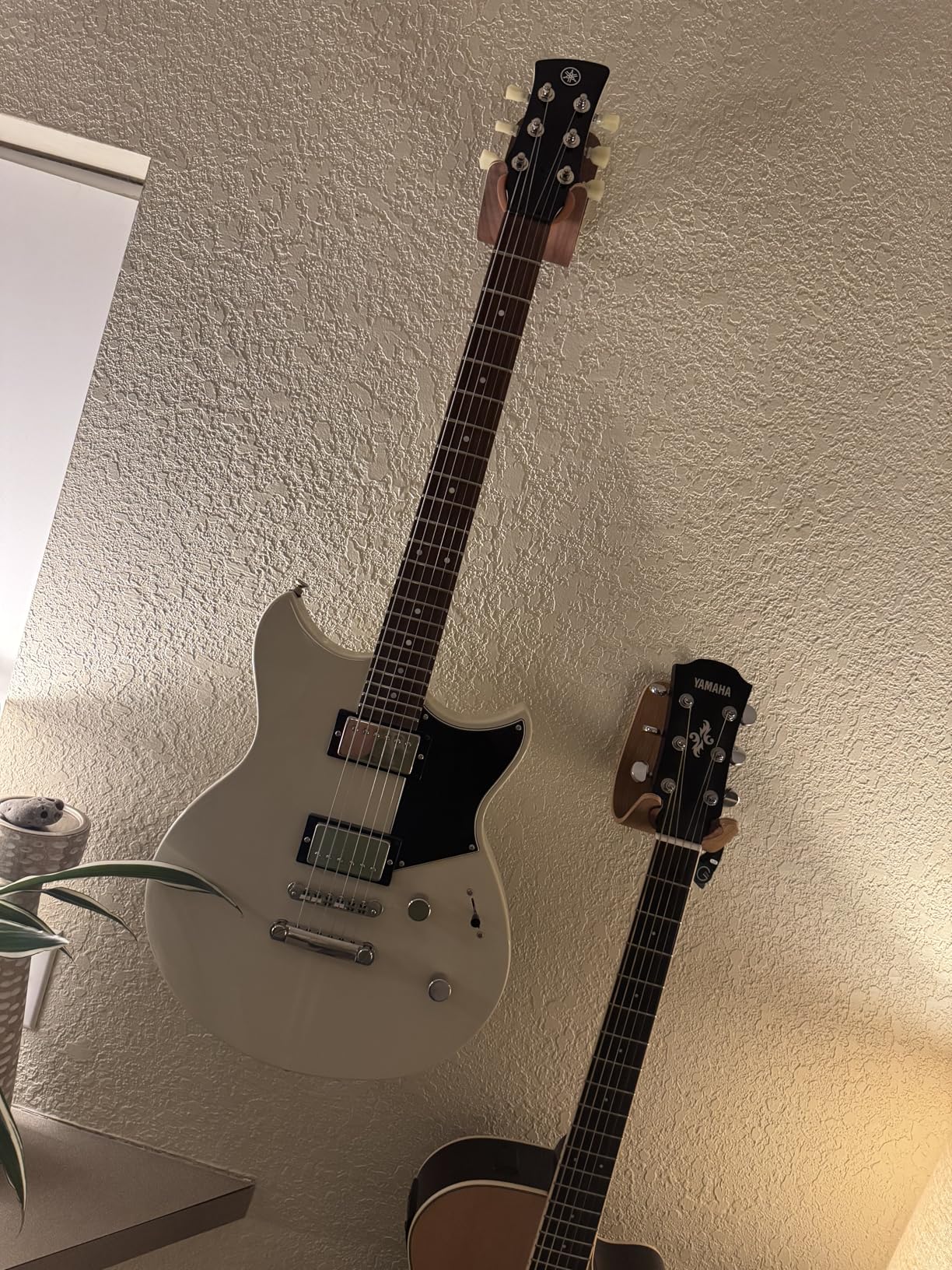 Yamaha Revstar Element RSE20L Left-Handed Electric Guitar, Swift Blue customer photo 2