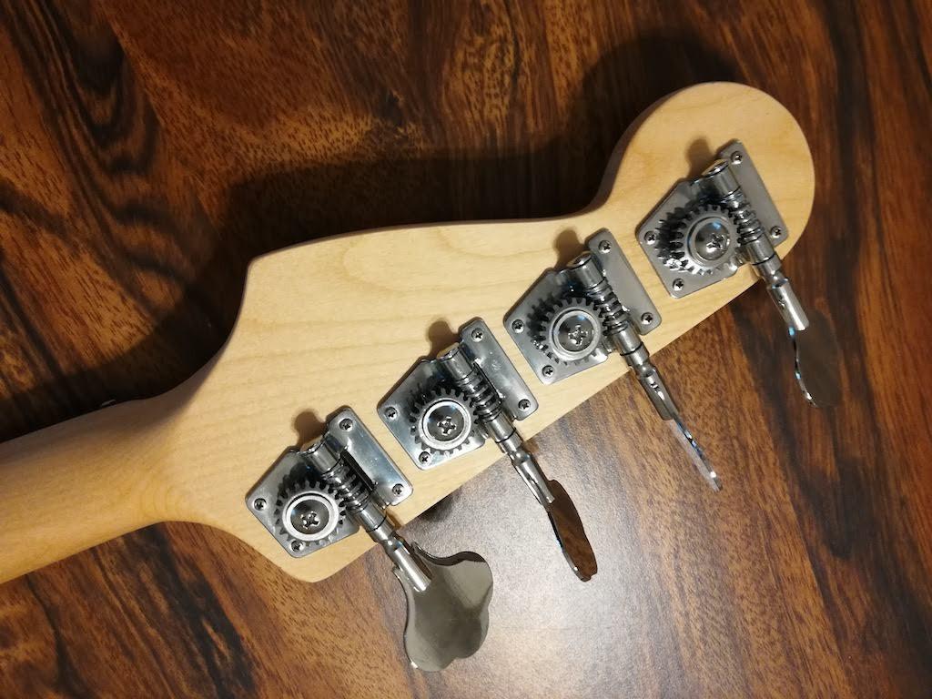 GLARRY Left Hand Full Size Electric Bass Guitar for Beginner 4 String with Cable, Strap, Bag and Accessories (Sunset) customer photo 1