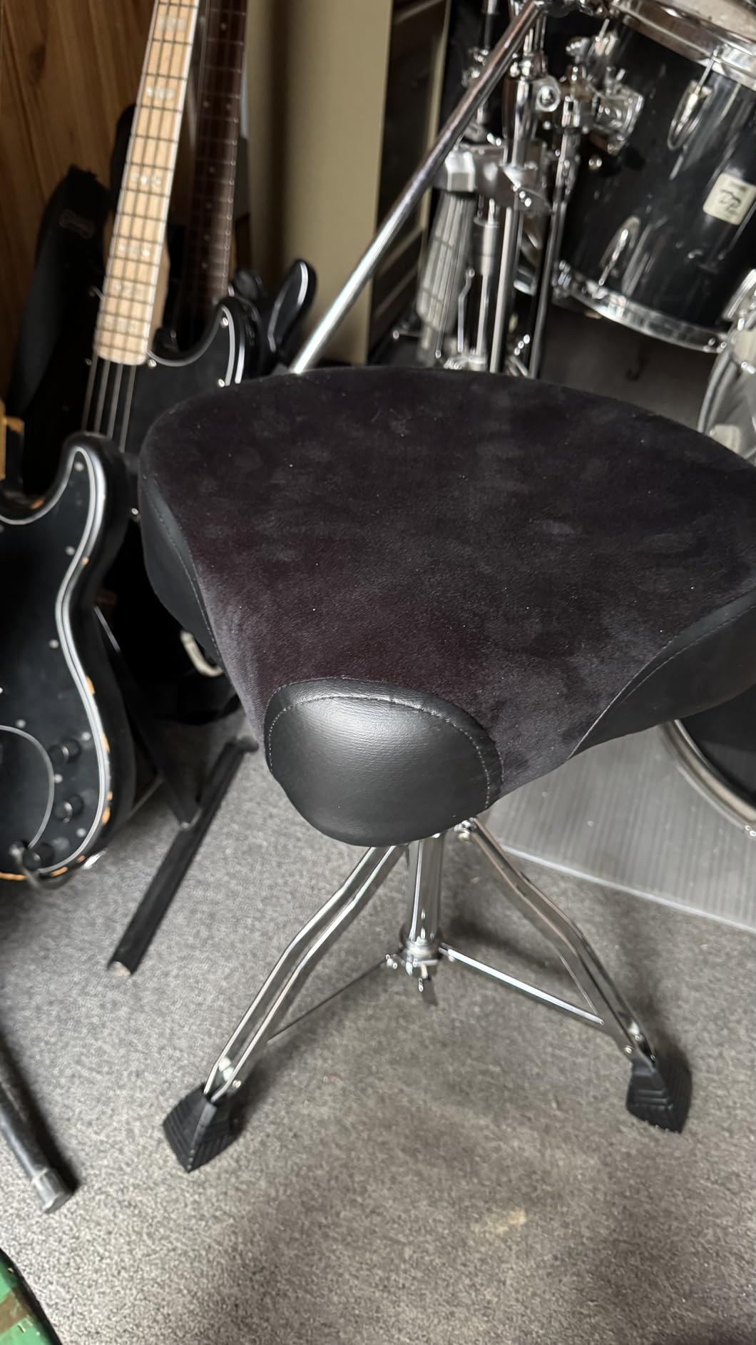 EASTROCK Drum Throne, Motorcycle Style Drum Chair, Height Adjustable Padded Drum Seat customer photo 1