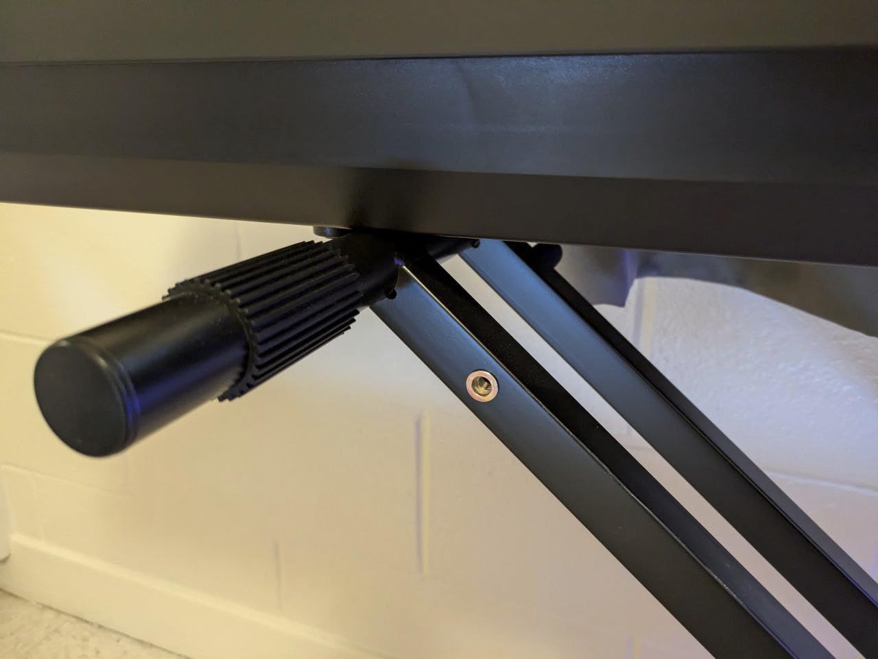 Liquid Stands Piano Keyboard Stand - X Style Adjustable and Portable Heavy Duty Music Stand for Kids and Adults - Fits 54 61 88 Key Electric Pianos - Double Braced Foldable Digital Piano Table Frame customer photo 2