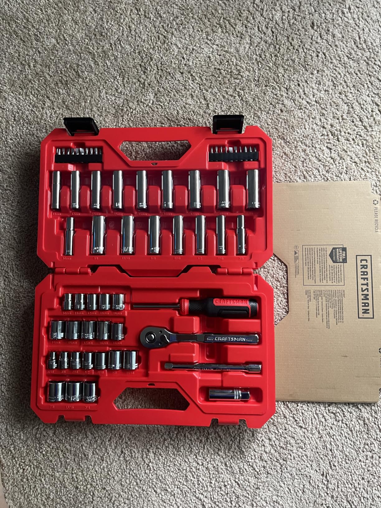 Craftsman Mechanics Tool Set, 3/8 Inch Drive, 61 Piece (CMMT45161) customer photo 1