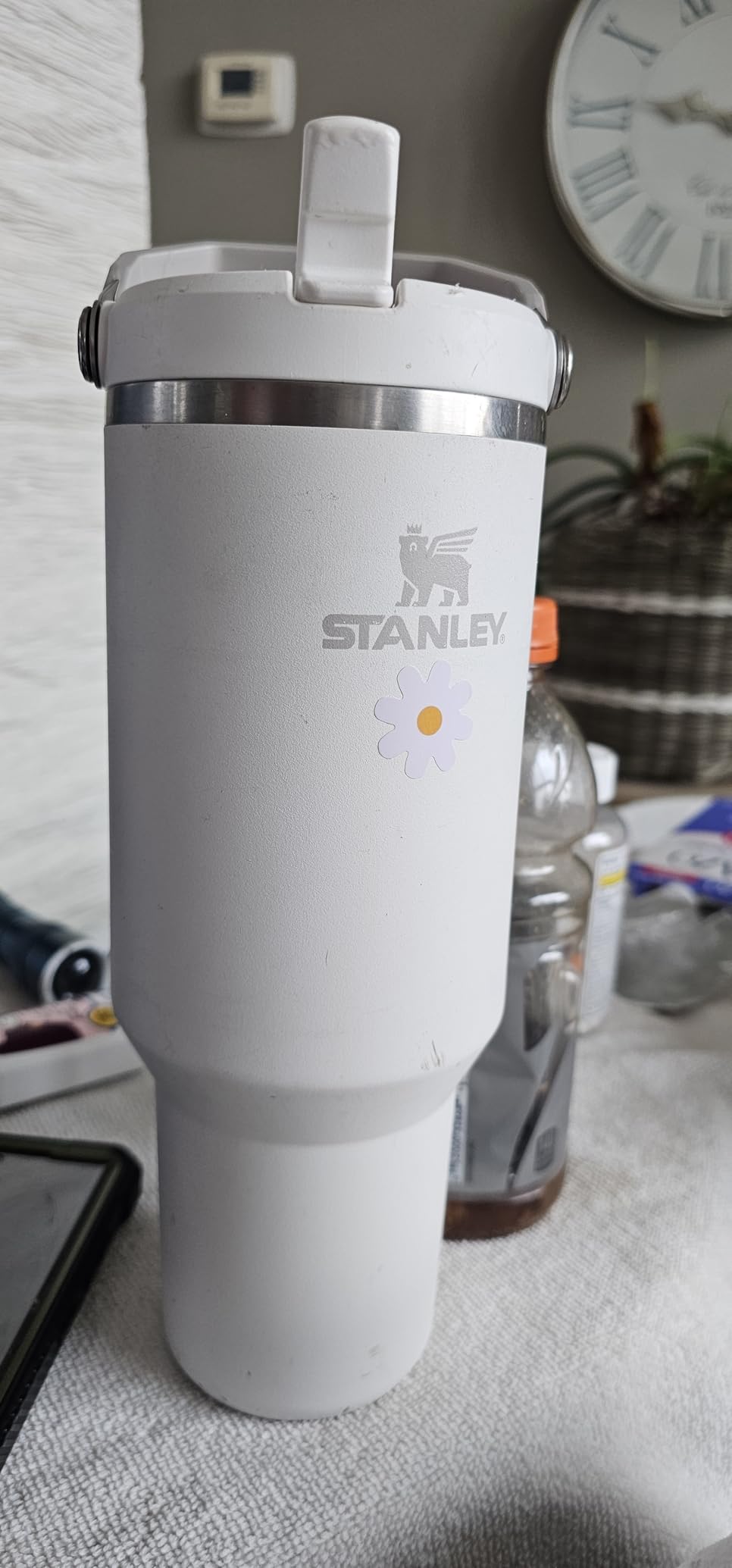 Stanley Quick Flip GO Water Bottle 24 oz | Push Button Lid | Leakproof and Packable for Travel and Sports | Insulated Stainless Steel | BPA-Free | Black 2.0 customer photo 1