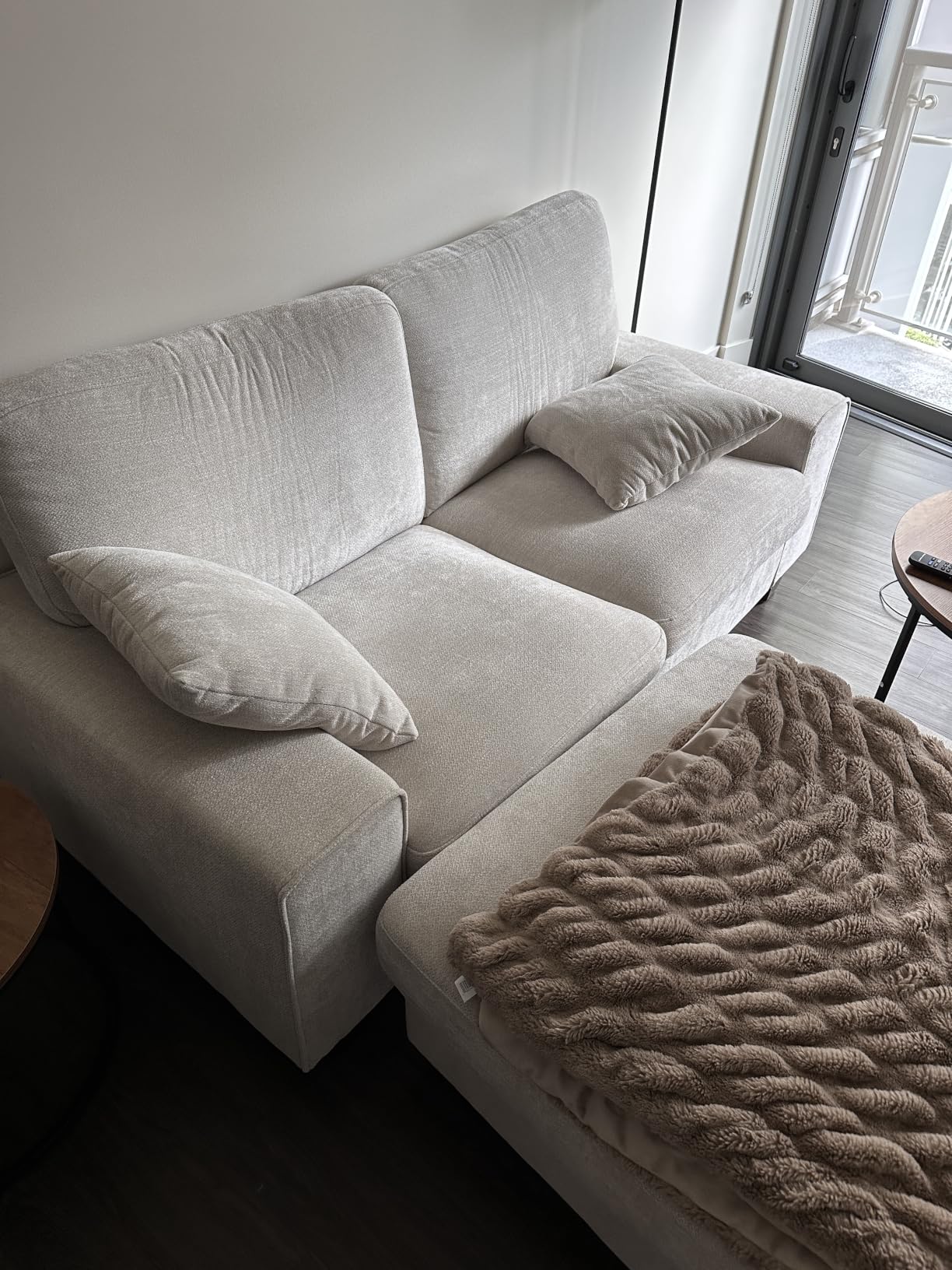 DOPEDIO Modern Loveseat Sofa for Living Room, Chenille Recliner, Removable Cover, Pocket Spring Cushions, Solid Wood Frame, Easy Assembly for Small Spaces (71.25inch, Beige) customer photo 2