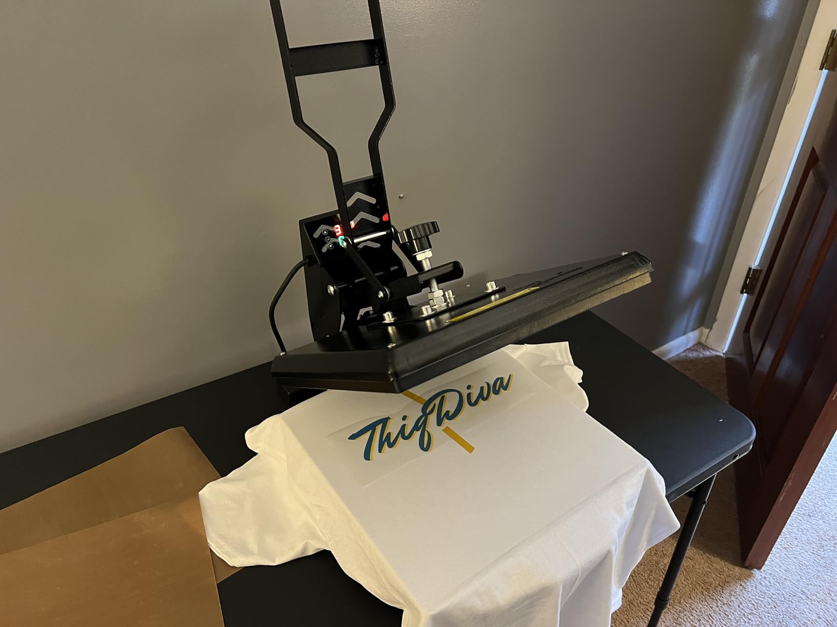 PowerPress Hat Heat Press Machine for Caps with 2pcs Interchangeable Platens - Black customer photo 2
