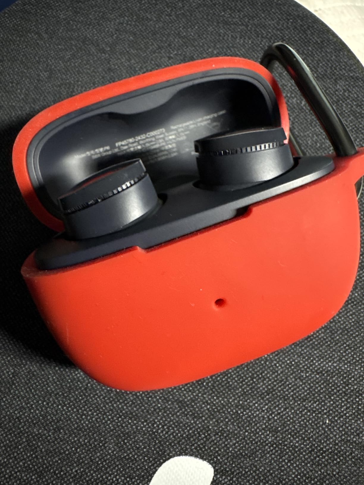 Bowers & Wilkins Pi6 Wireless Earbuds-Storm Grey, in-Ear Wireless Bluetooth Earphones with aptX Adaptive & 12mm Drivers, Bespoke Active Noise Cancelling Earbuds, 3 Built-in Mics, 15-Min Quick Charging customer photo 2