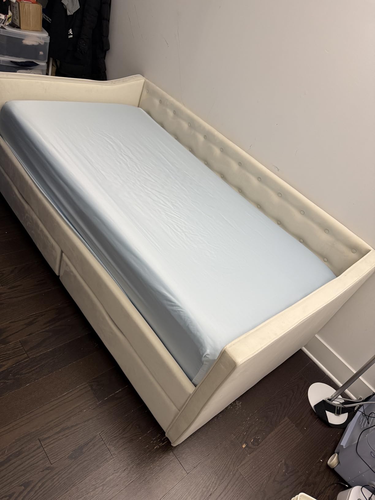 Nectar Classic 12 Inch Twin Mattress - Medium Firm - Contouring Memory Foam - Cooling Top Layer - Back Pain Relief - Mattress in a Box - 365-Night Trial & Forever Warranty customer photo 1