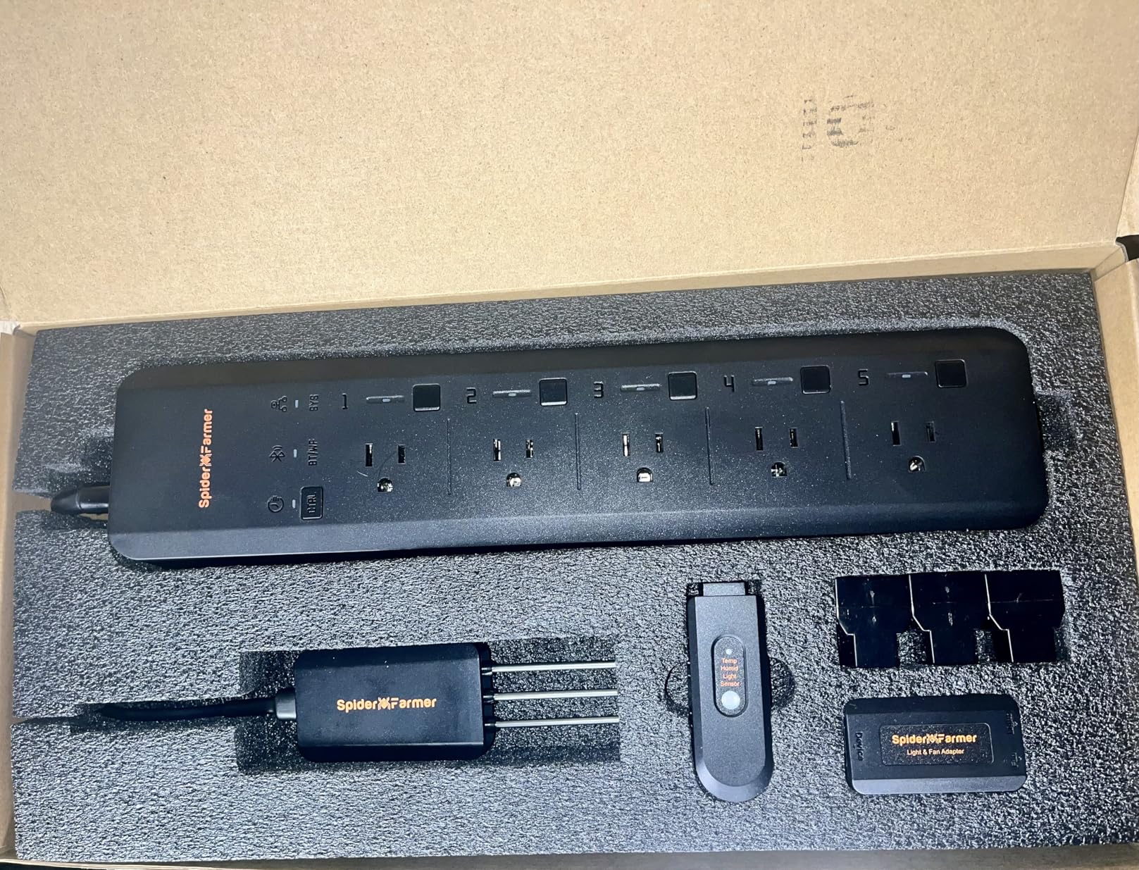 Spider Farmer GGS AC5 Power Strip Kits, 5 AC APP-Based Controls Outlets, 3 in 1 Soil Sensor, Temp Humid Light Sensor, for Indoor Grow Tent and Room customer photo 2